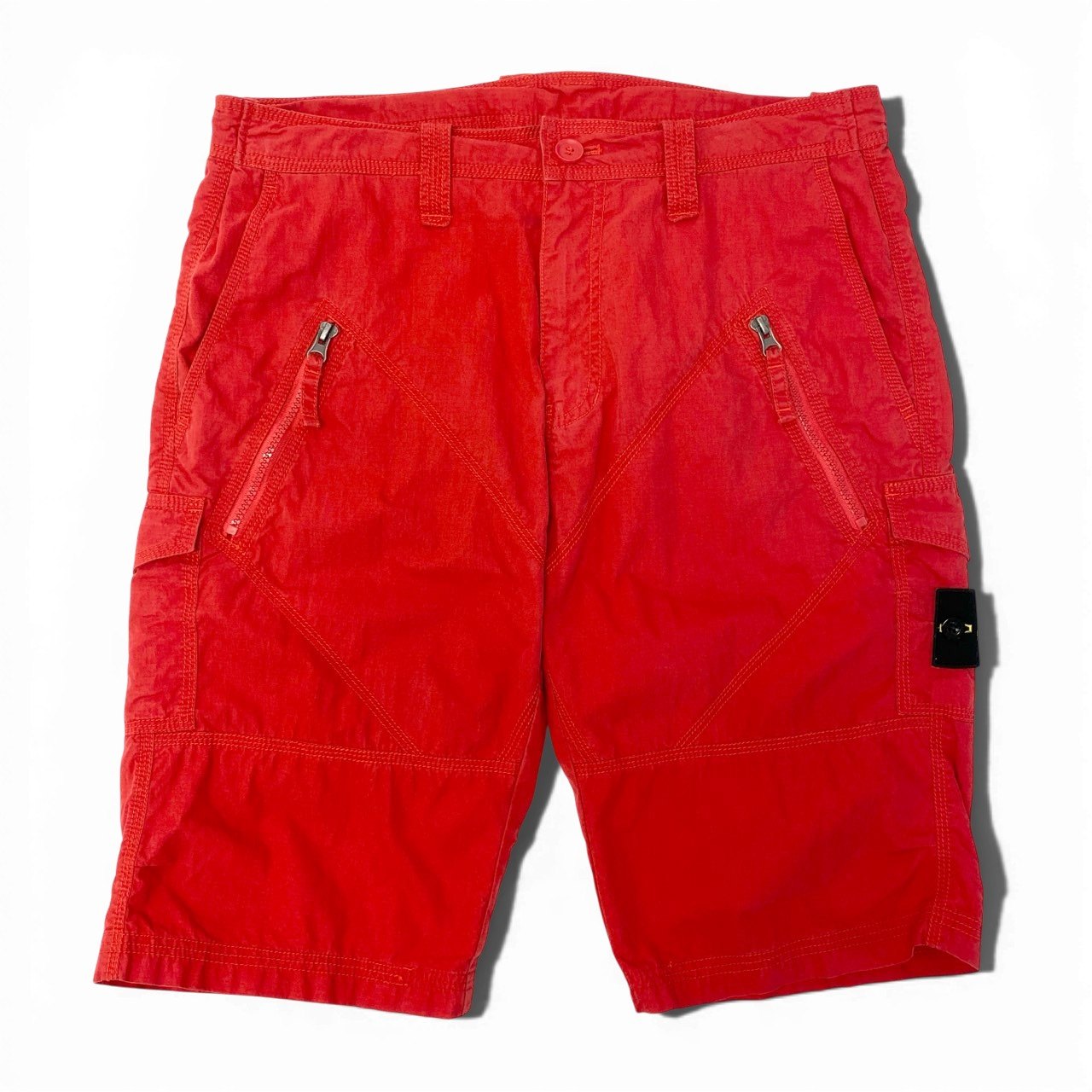 2a29 STONE ISLAND ストーンアイランド ハーフパンツ ナイロンパンツ ボトムス ロゴパッチ XLサイズ レッド ナイロン100％ メンズ 男性用o07t