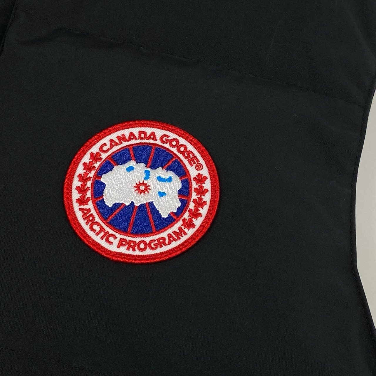 39L15 CANADA GOOSE カナダグース フリースタイル クルー ベスト ダウンベスト ダウンジャケット 4154M Sサイズ ブラック メンズo07t