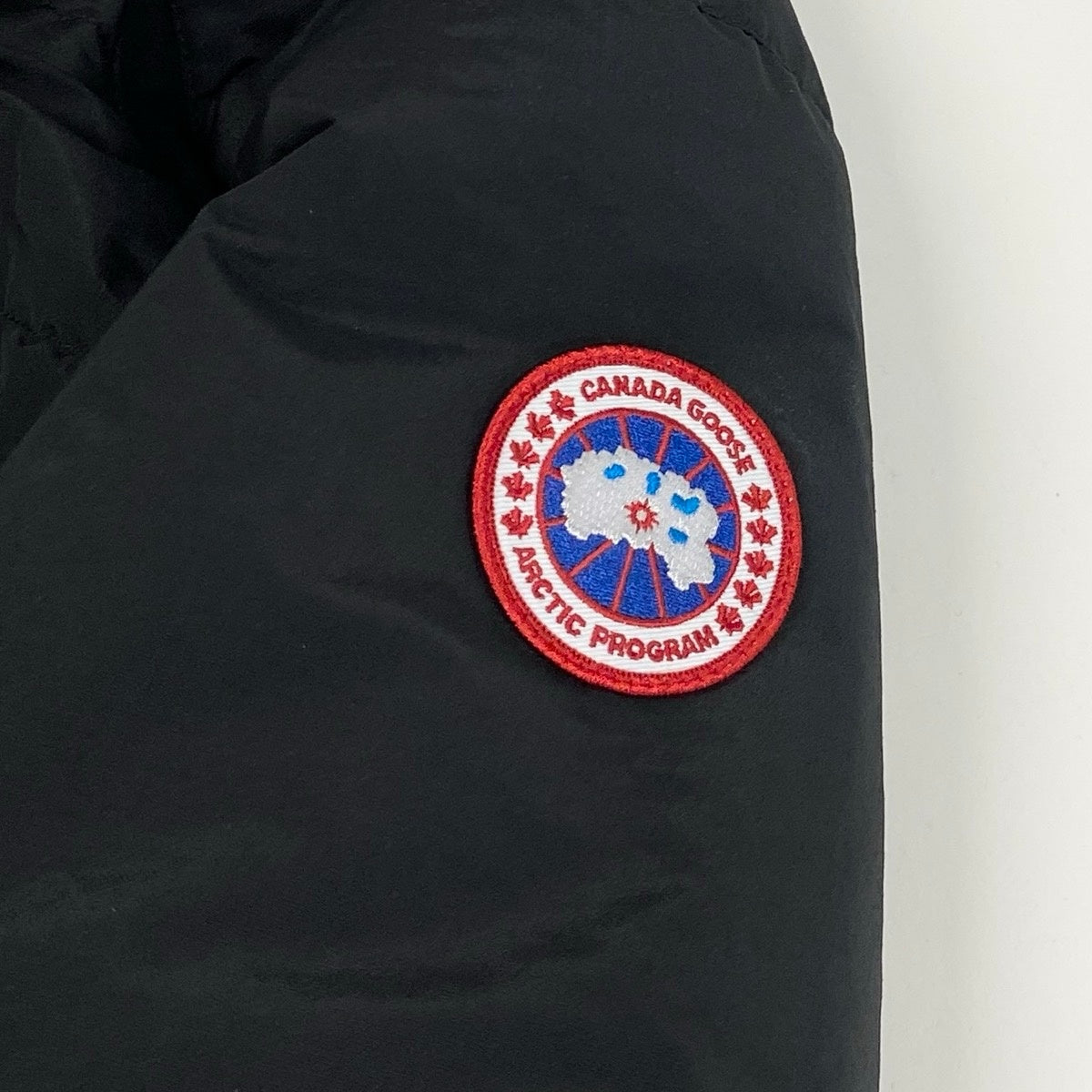 32f11 CANADA GOOSE カナダグース Hybridge Base ハイブリッジベース ダウンジャケット 2749M サイズS / 180 ブラックt18r