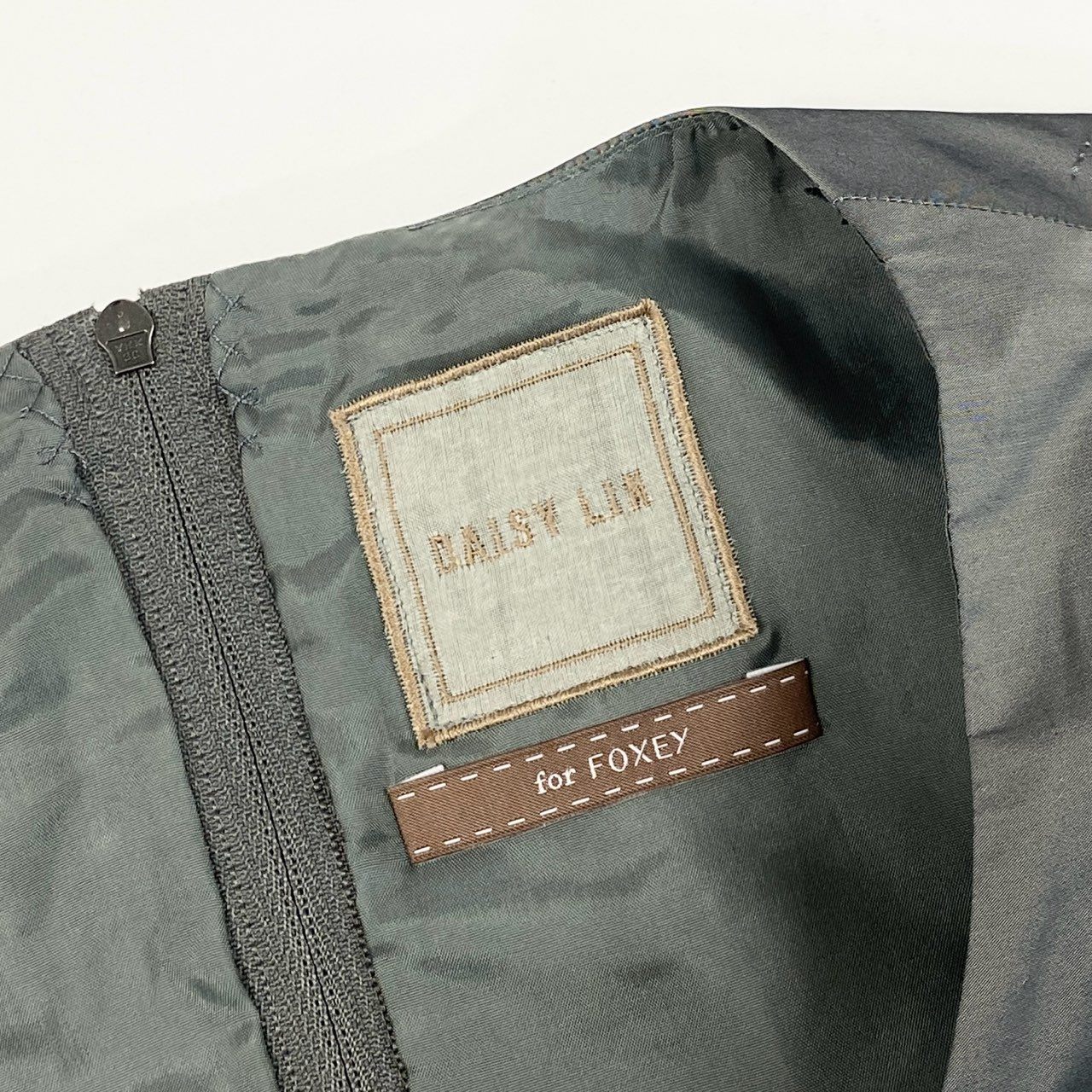 17f30 DAISY LIN FOXEY デイジーリン フォクシー スパイラルウェーブ ノースリーブワンピース ドレスワンピース バルーンスカート サイズ32129 38 メタリックグレー ポリエステル レディース 女性用