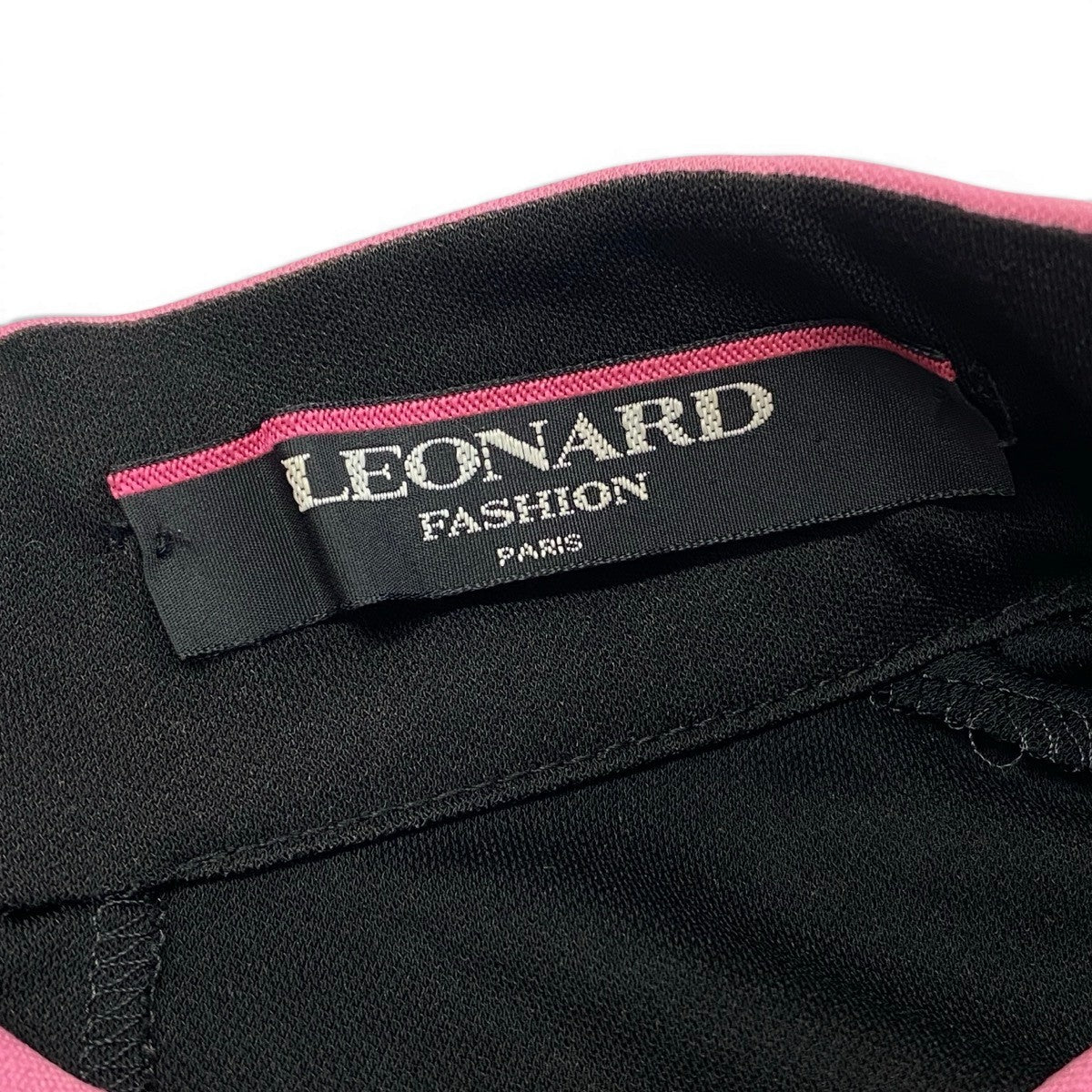 75f10 LEONARD FASHION レオナール ロングスリーブカットソー ハイネック カンカン素材 切替花柄プリント サイズL ブラック ピンク レディース 女性服u02t