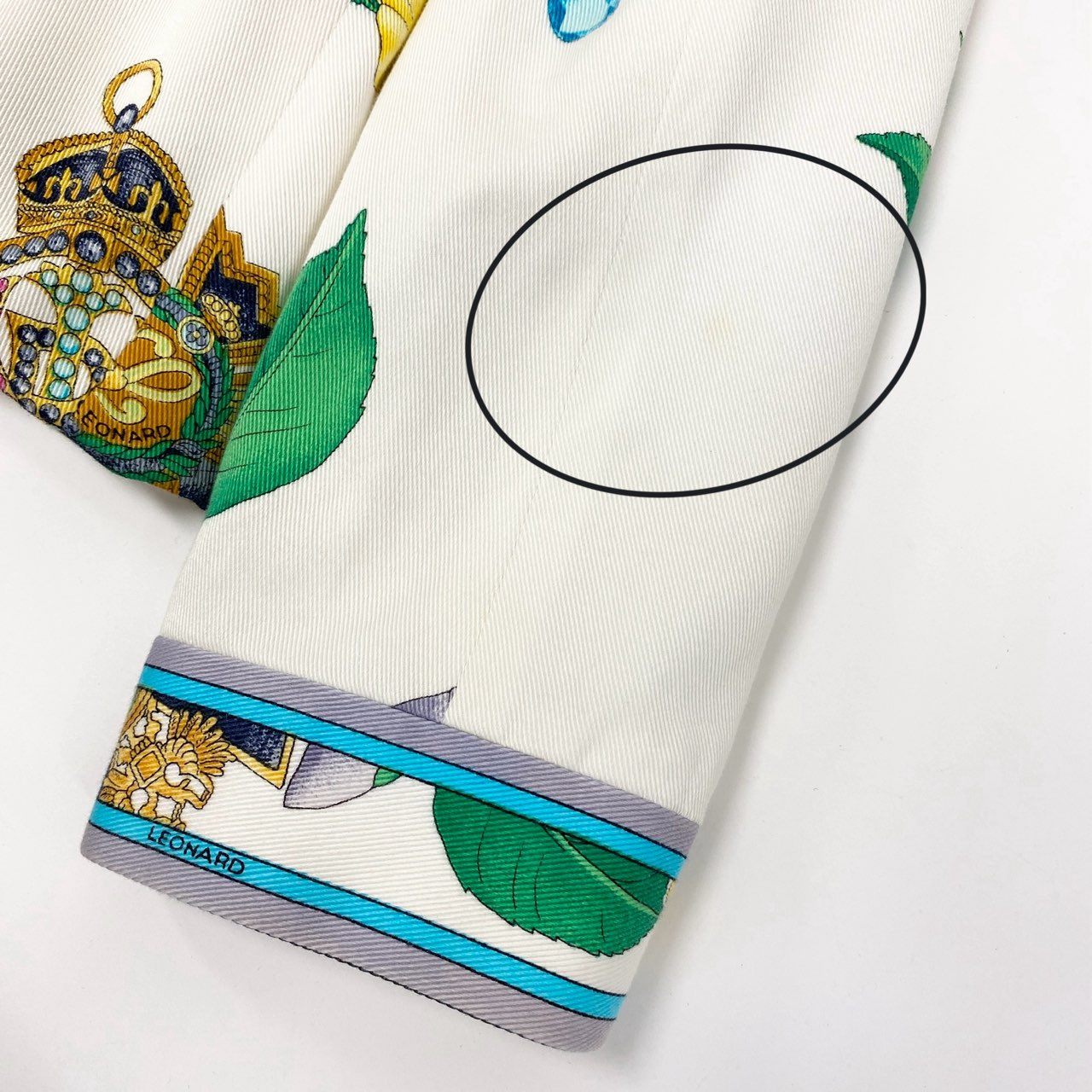 59k1 LEONARD FASHION レオナール ファッション 花柄プリント 金ボタン テーラードジャケット ブレザー 日本製 11AR Lサイズ相当 ホワイト コットン レディースo07t