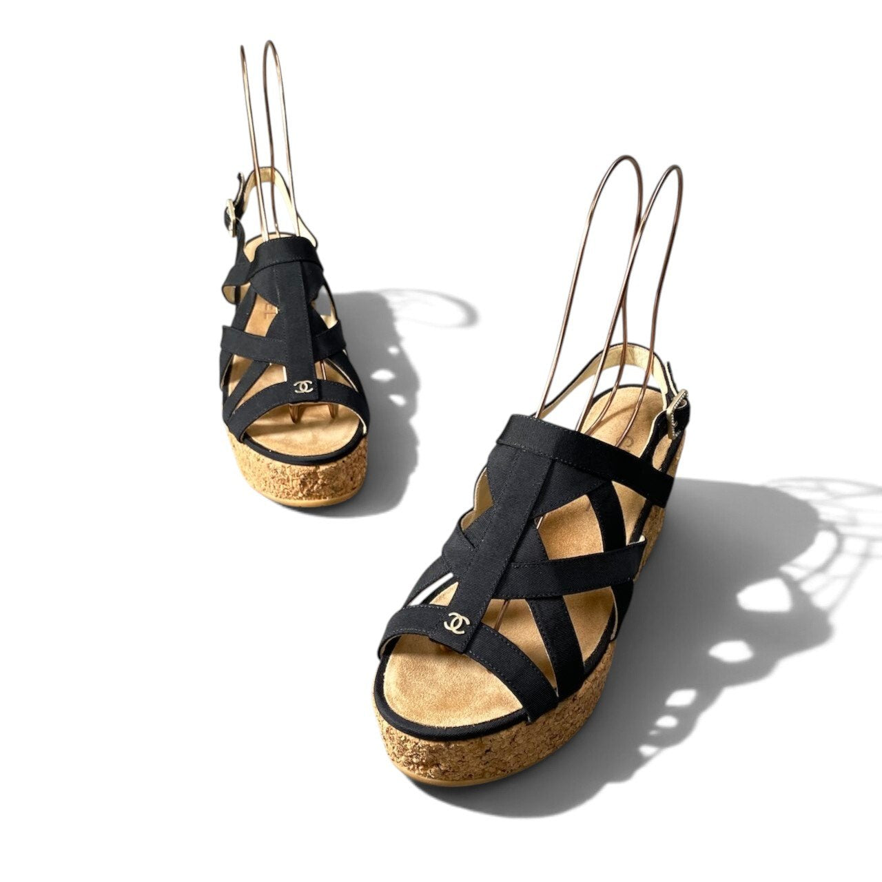 h12【美品】CHANEL コルクウェッジソールサンダル ココマーク 38 1/2サイズ ネイビー レディース 女性用k02i