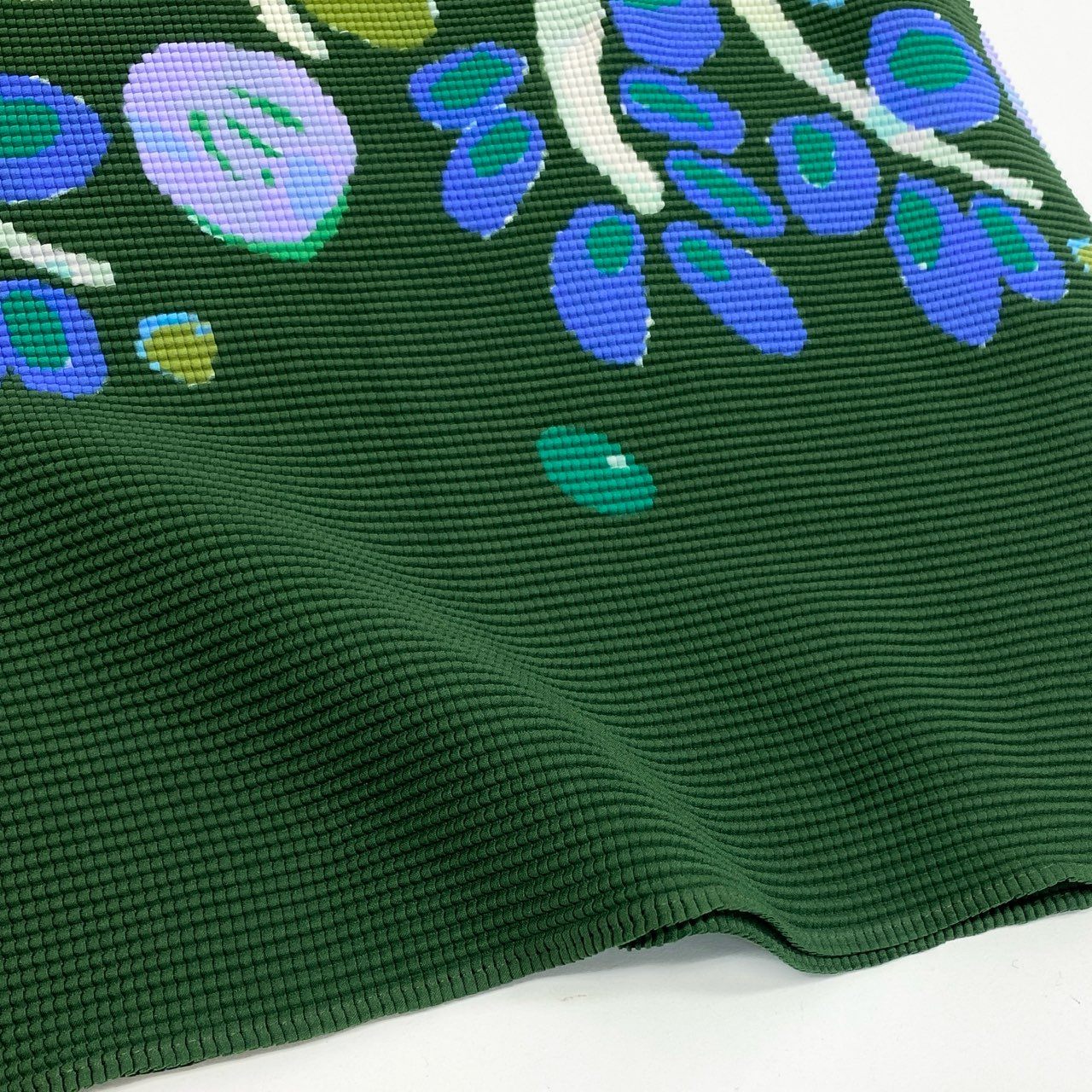 1j27《美品》ISSEY MIYAKE me イッセイミヤケミー Berries Micropleat Top 総柄 トップス MI21FK927 Fサイズ グリーン マルチカラー レディースu02t