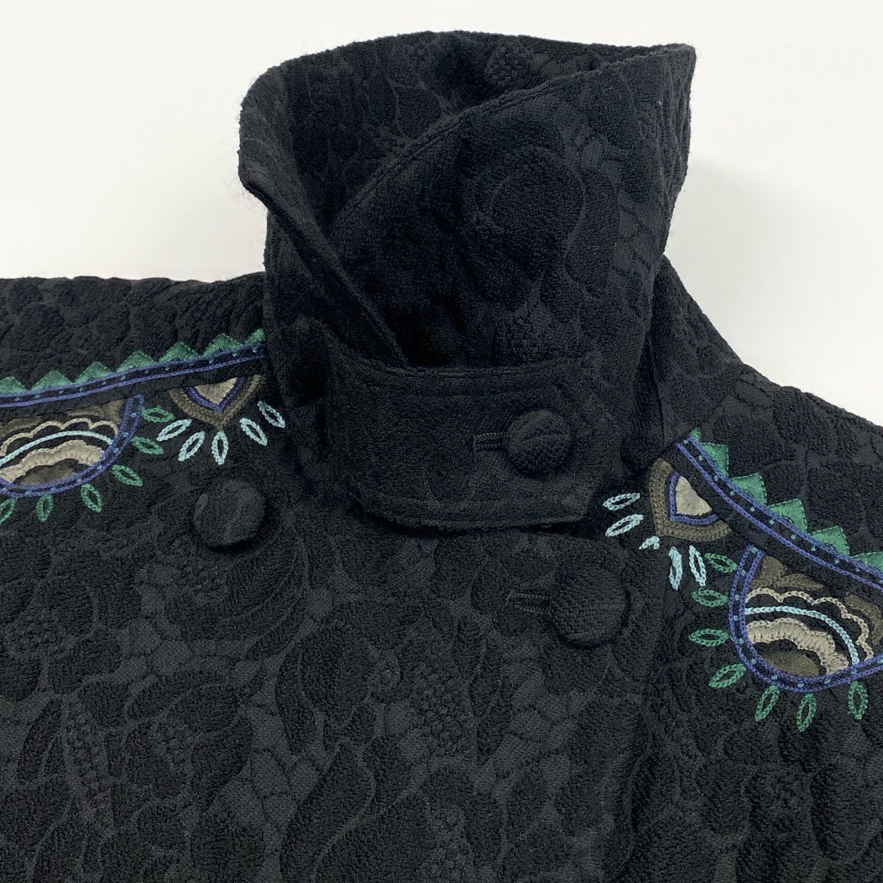 82k28 TOKUKO 1er VOL トクコプルミエヴォル ロングコート Aライン アウター フラワージャガード 刺繍 9 ブラック レディースu02t