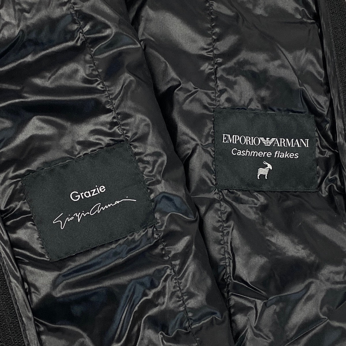 51f27 EMPORIO ARMANI エンポリオアルマーニ キルティングジャケット カシミヤ 中綿ジャケット 胸元ロゴ アウター Sサイズ ブラック ナイロン100％ メンズ 男性用o07t