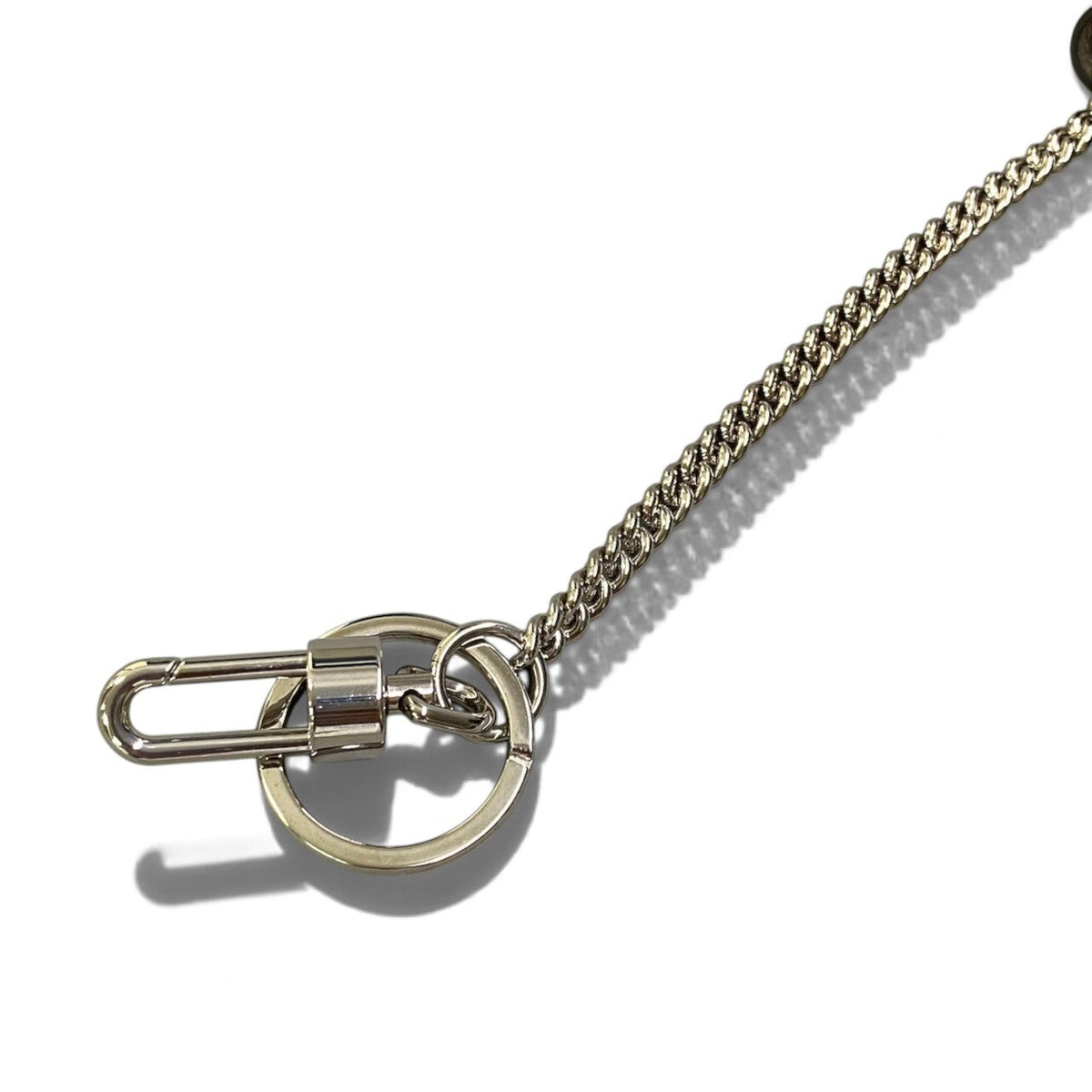 j2 DELVAUX デルヴォー マダム バッグチャーム Madame Charms Vernis カーキ エナメル アクセサリーt18r