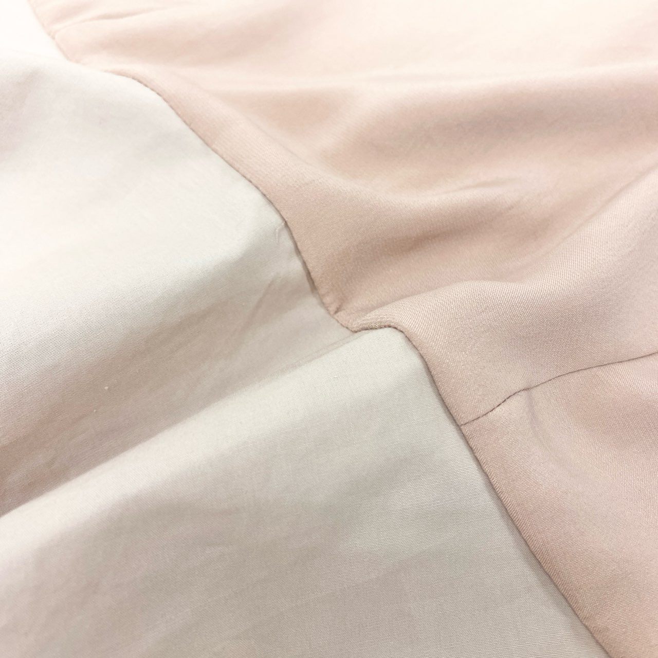 18j17《未使用保管品》 YOKO CHAN ヨーコチャン ノースリーブワンピース 異素材切替 Vネック レディース 女性用 YCD-217-332 38 ピンクベージュu02t