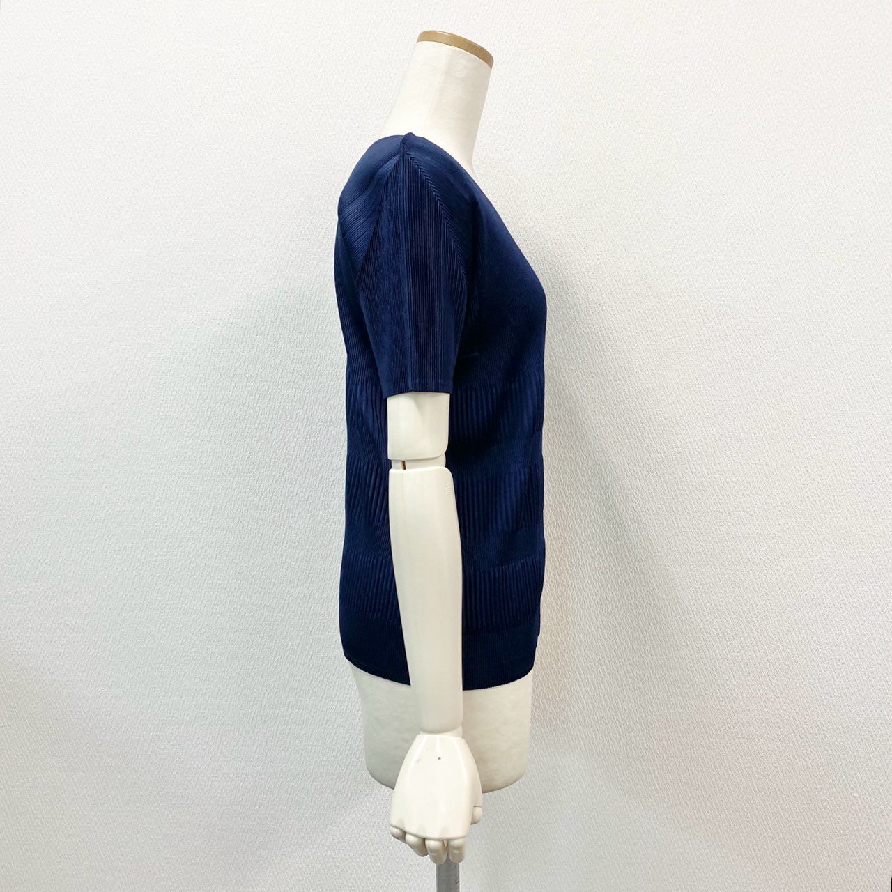 37a16 《美品》 PLEATS PLEASE プリーツプリーズ イッセイミヤケ プリーツ加工 半袖Tシャツ カットソー トップス PP93-FK882 サイズ3 ネイビー ポリエステル100％ レディース 日本製