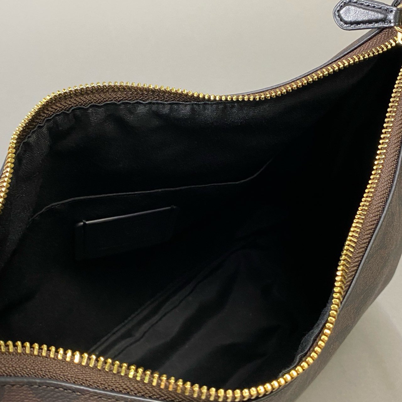 Bj3 《美品》 COACH コーチ ワンハンドル シグネチャー ワンショルダーバッグ F29209 ブラウン 肩掛け 鞄 カバンt18r