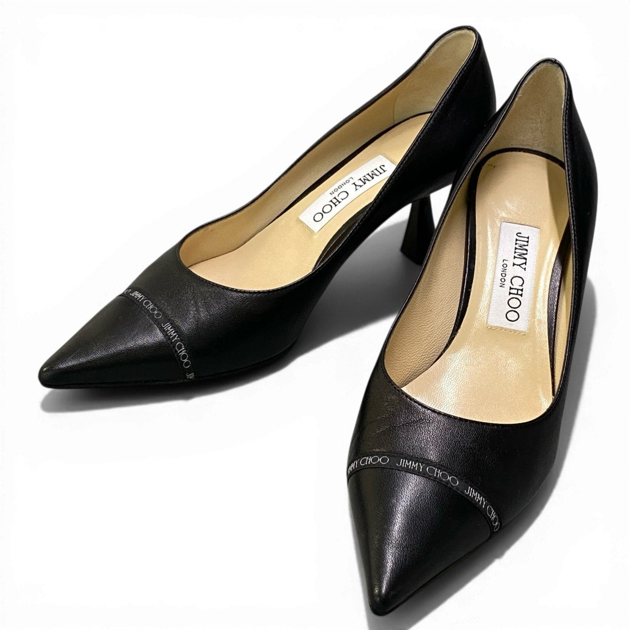 2c24 JIMMY CHOO ジミーチュウ ロゴテープ ポインテッドトゥ パンプス シューズ 37.5 ブラック レザー イタリア製u02t