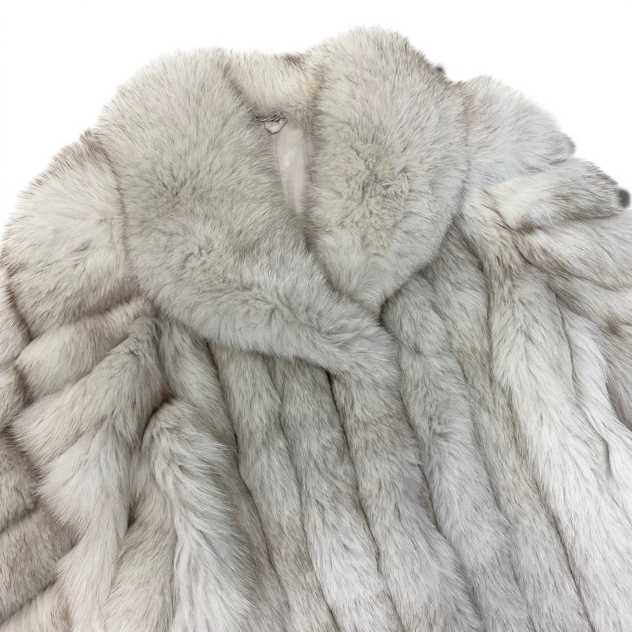 34g1 SAGA FOX サガフォックス 銀サガ ブルーフォックス 横段 ファーコート サイズ9 ホワイト 最高級本毛皮 Fox Fur Coatt18r