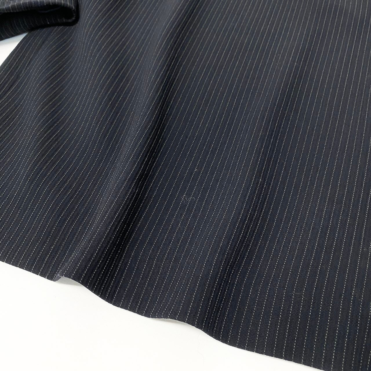 56e12 GIORGIO ARMANI ジョルジオアルマーニ セットアップ スカートスーツ ノーカラージャケット ダブルブレスト 膝丈スカート ストライプ柄 サイズ40 ネイビー レディース 女性服u02t