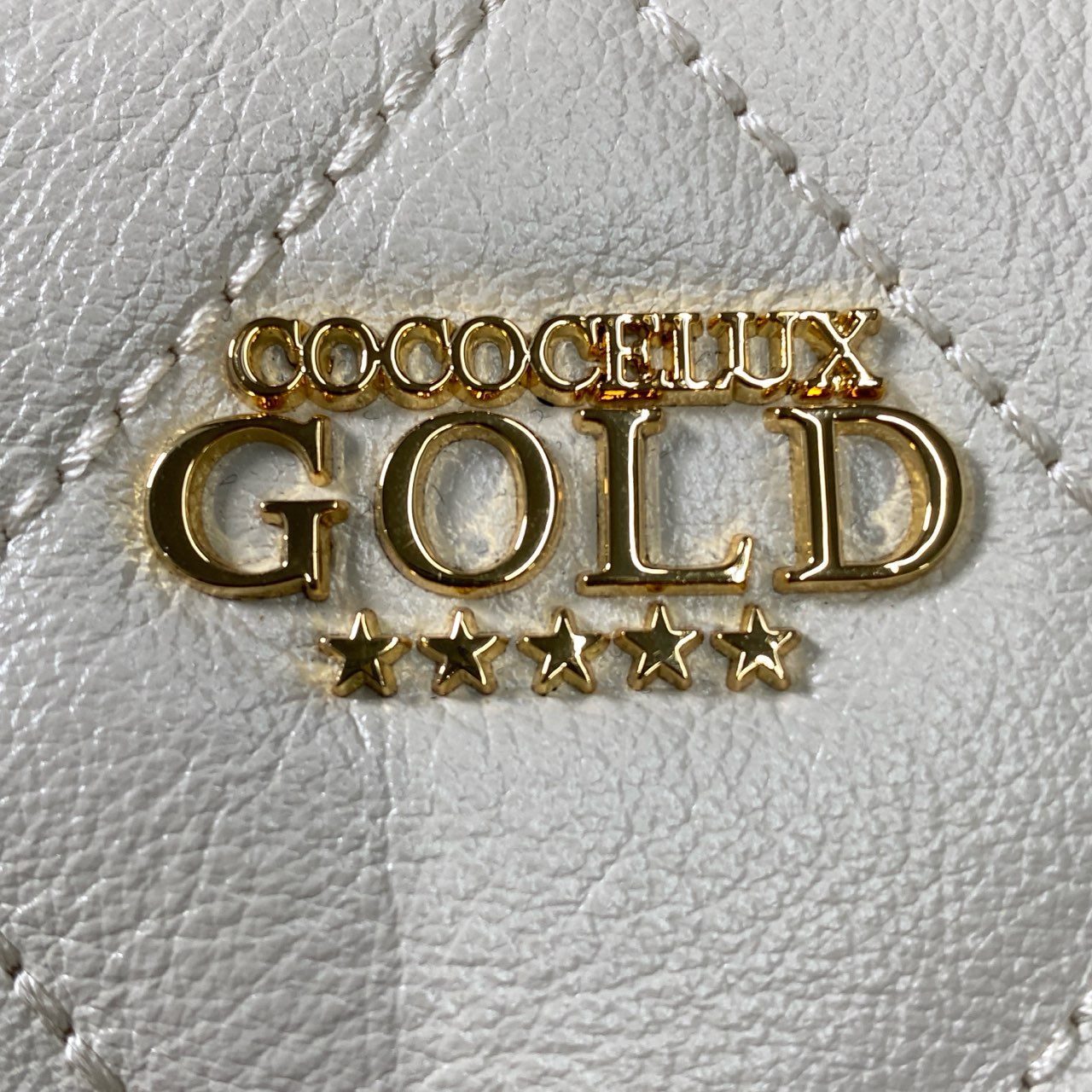 26f23 《美品》定価￥85,800 COCOCELUX GOLD ココセリュックス ゴールド ダイヤモンドレザー L字 ラウンドジップウォレット 長財布 501AB0318 ホワイト Leather キルティング