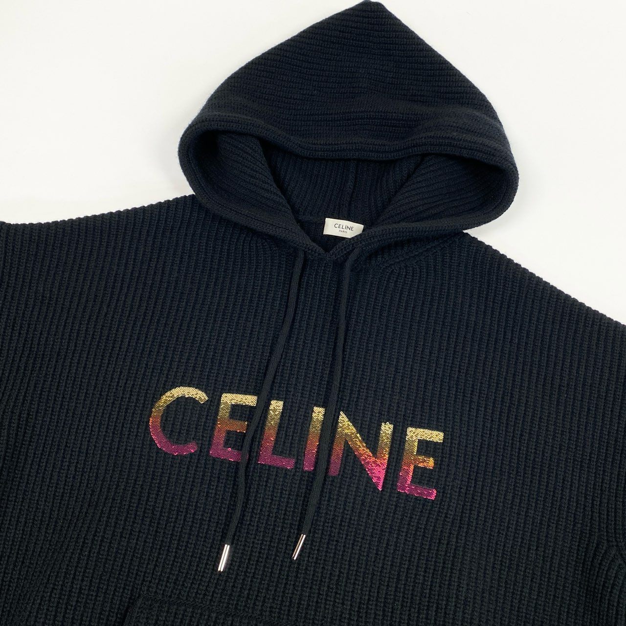 7i25 《美品》CELINE セリーヌ グラデーションロゴニットパーカー 22AW エンブロイダリーニット スパンコール 2A10X66Q Sサイズ ブラック メンズk02i