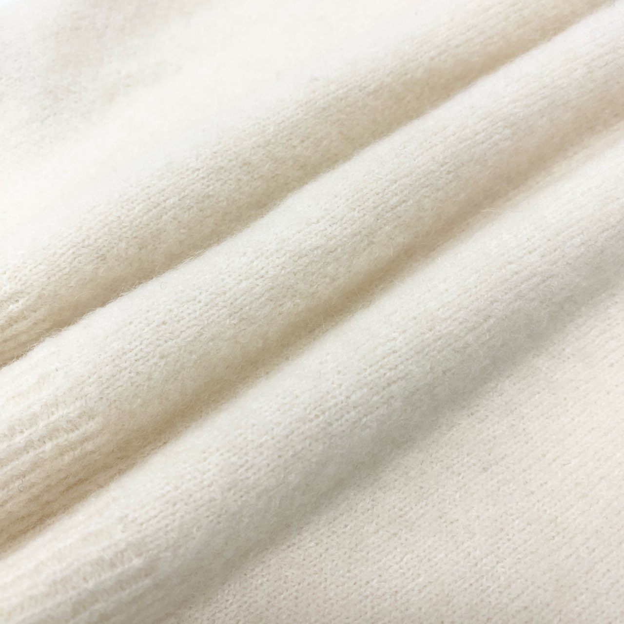 26L5 【美品】 PATOU パトゥ サスティナブルアルパカ混 ジャガードニット セーター サイズXS ホワイト t18r