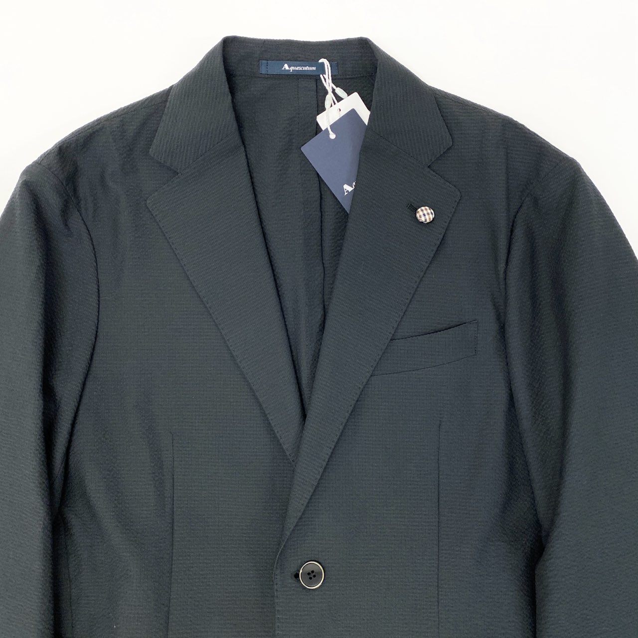 4k23《未使用保管品》 Aquascutum アクアスキュータム 定価￥96.800円 SUMMER TEC.3 TROPICAL JACKET PANTS セットアップスーツ シングル 2B 伸縮ストレッチ メンズ 紳士服 2205207026 / 2205207026 38 ブラックu02t