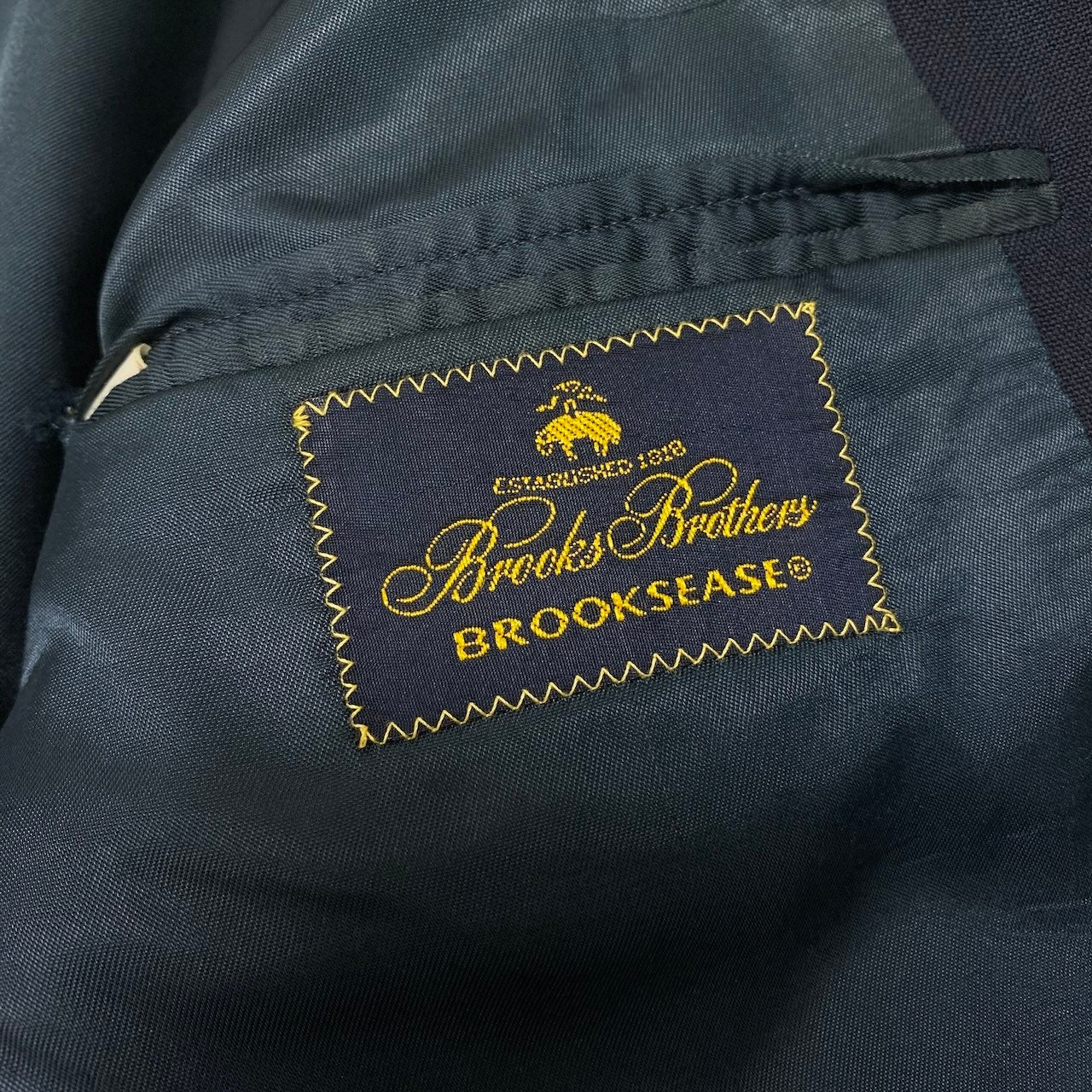 82c27 Brooks Brothers ブルックスブラザーズ テーラードジャケット 金ボタン 紺ブレ USA製 ウールジャケット メンズ 男性用 ブラック ウール100％u02t