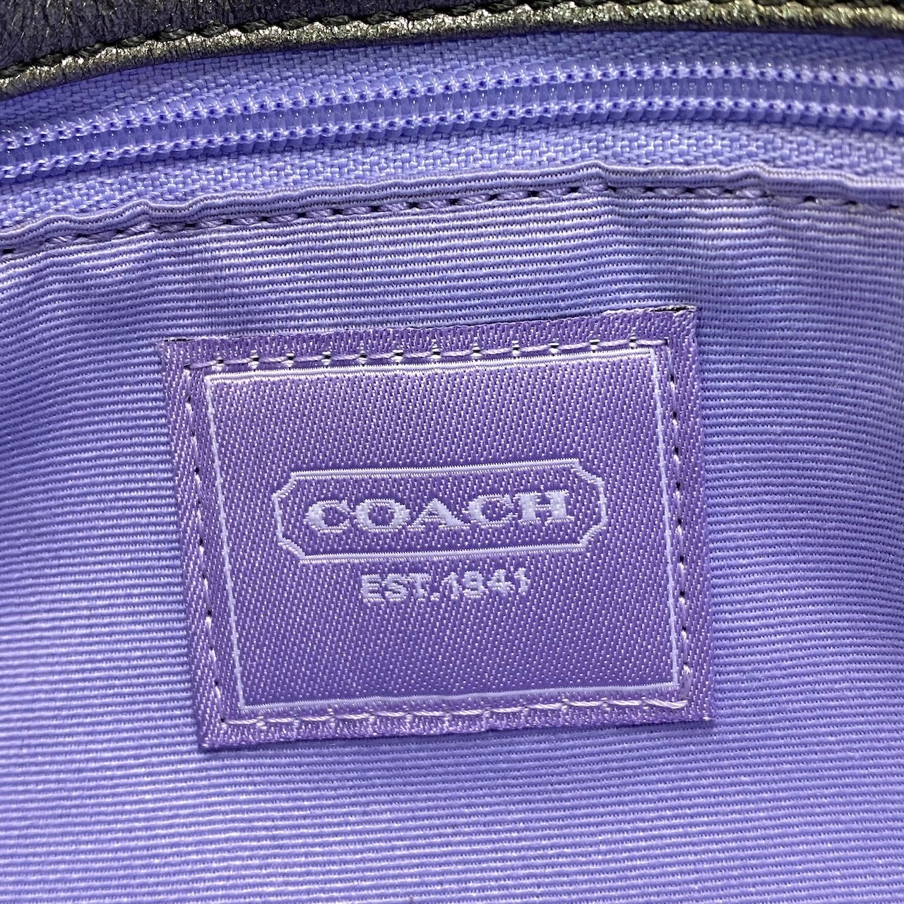 f11 《美品》 COACH コーチ シグネチャー ハンドバッグ ポーチ Signature Hand-pouch G05M / 3595 Black ブラックt18r