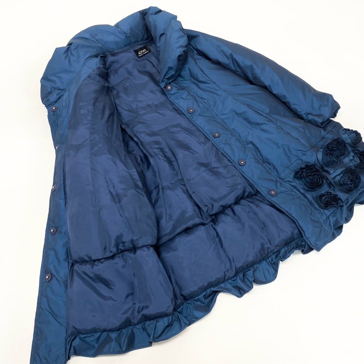 40k18【美品】SHIZUKA KOMURO シズカコムロ ダウンコート ロングコート 薔薇 Aライン 42サイズ ネイビー レディースu02t