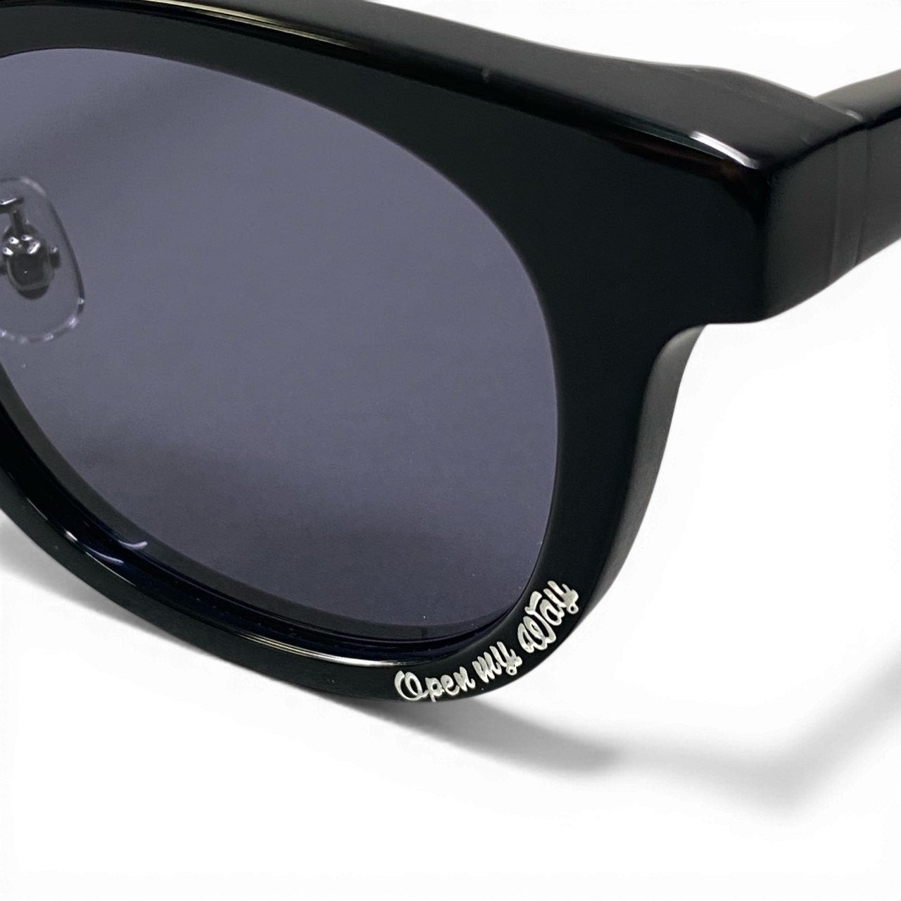 c23 NSH エヌエスエイチ アイウェア サングラス Open my wayブラック/ブラック メンズk02i