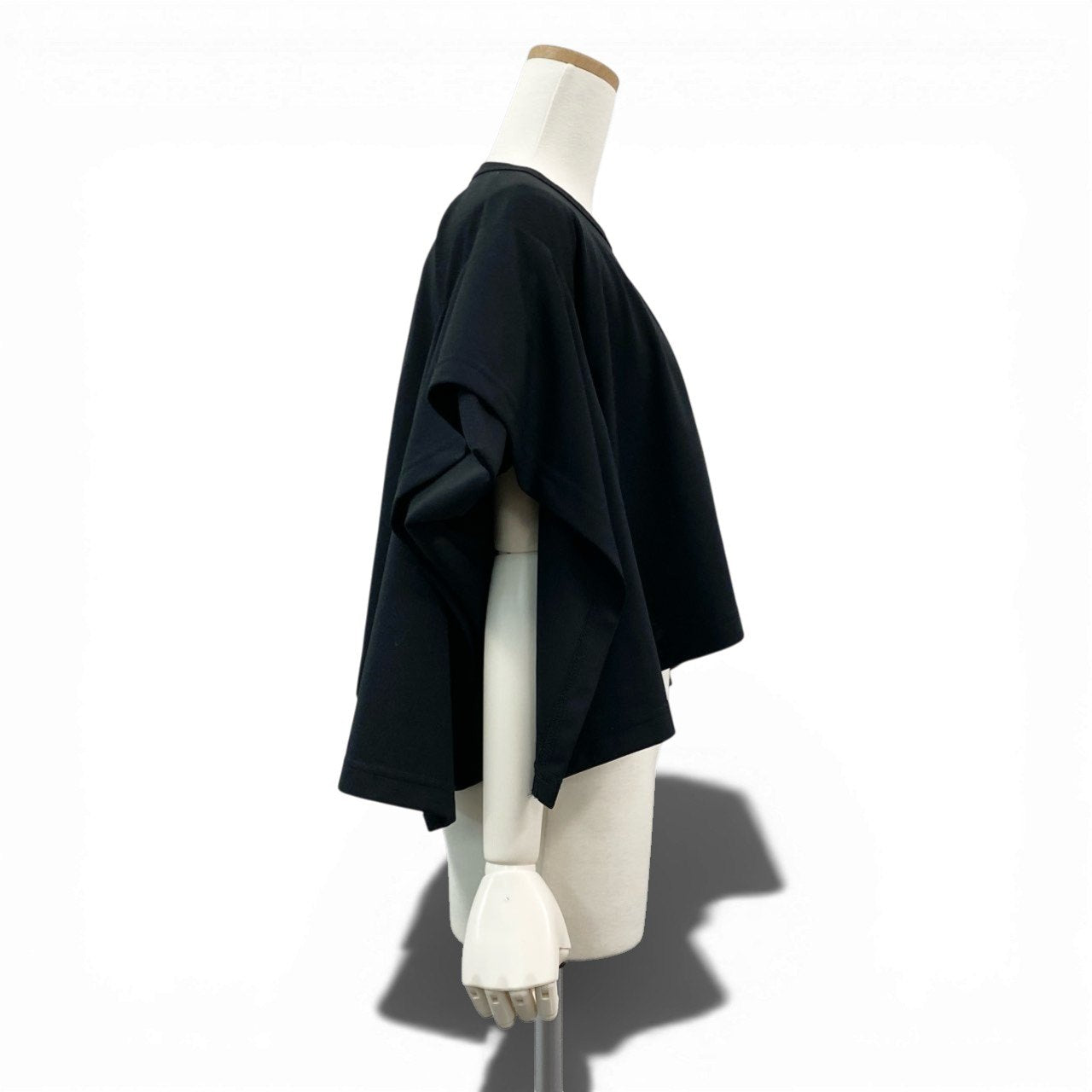 Ab26 COMME des GARCONS コムデギャルソン 2024 クロップド 変形ブラウス カットソー トップス XS ブラック ポリエステル レディースu02t