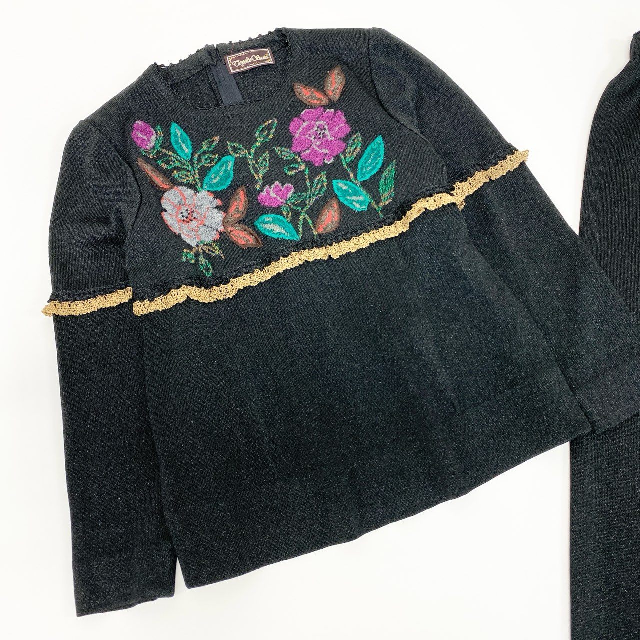 14j10 《美品》TOYOKO SAITO サイトウトヨコ 斎藤都世子 ニットセットアップ パンツセットアップ 花柄刺繍 ラメ ブラック レディースo07t