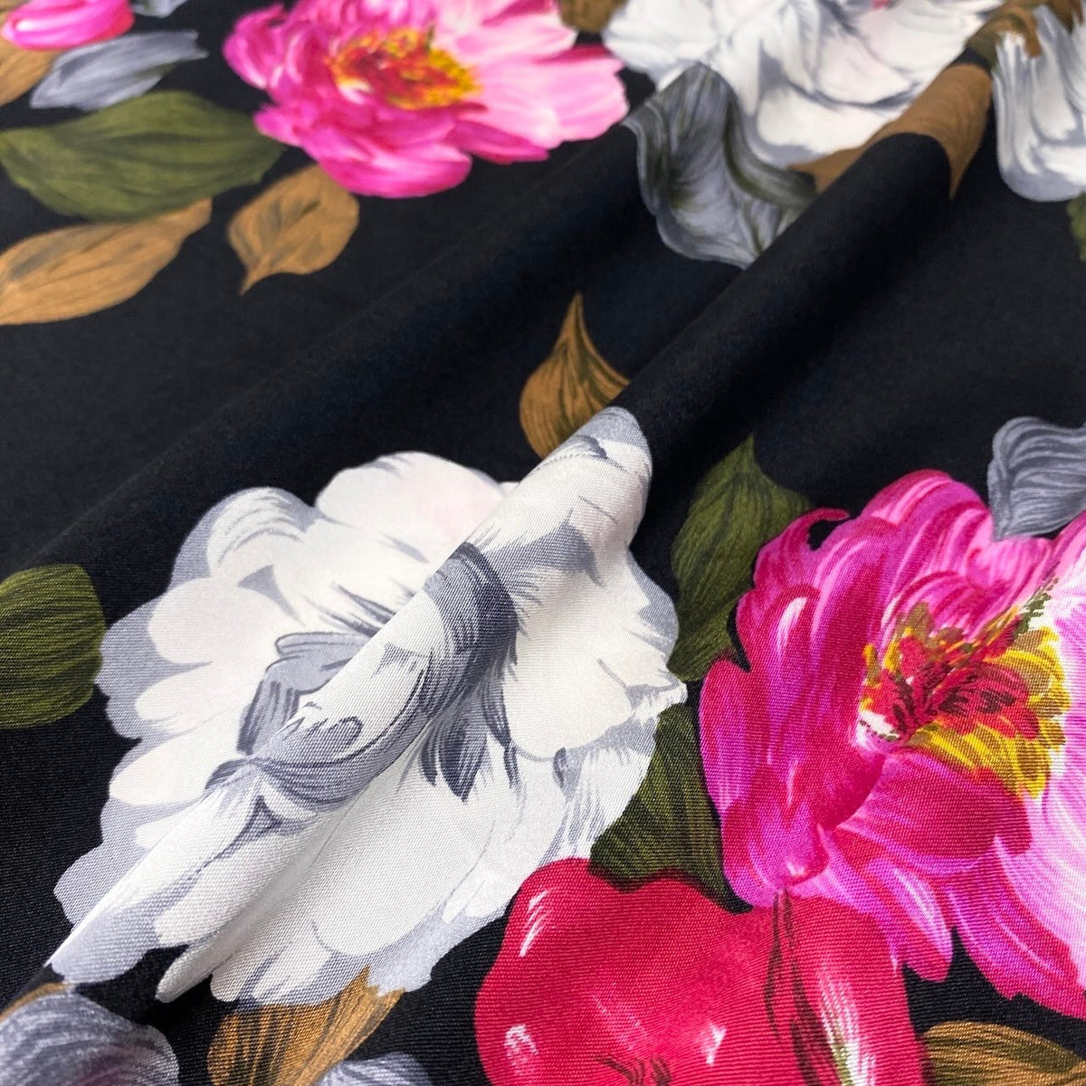 53i26 DOLCE&GABBANA ドルチェアンドガッパーナ タイトスカート シルクスカート 花柄プリント 42サイズ マルチカラー レディース 女性用u02t