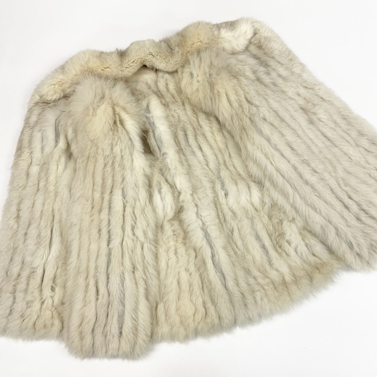 49k19 SAGA FOX サガフォックス 銀サガ ブルーフォックス ファーコート 13 ホワイト 本毛皮 FOX FUR リアルファーt18r