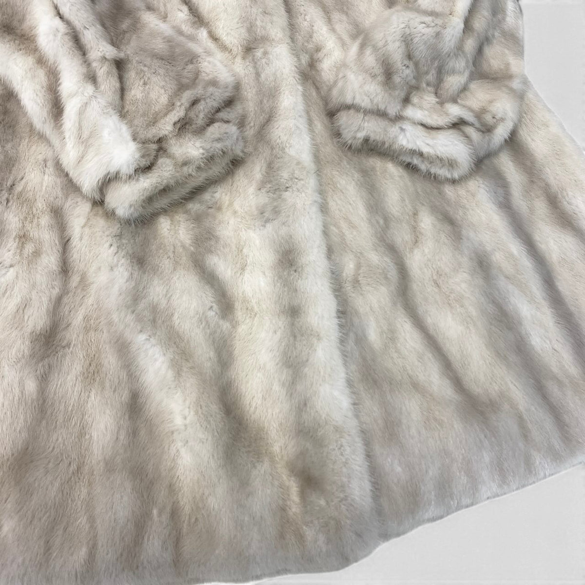 58i20 パールミンク 袖段 超ロングコート 丈110cm サイズ13 ホワイト 本毛皮 Pearl Mink Fur Long Coat リアルファーt18r