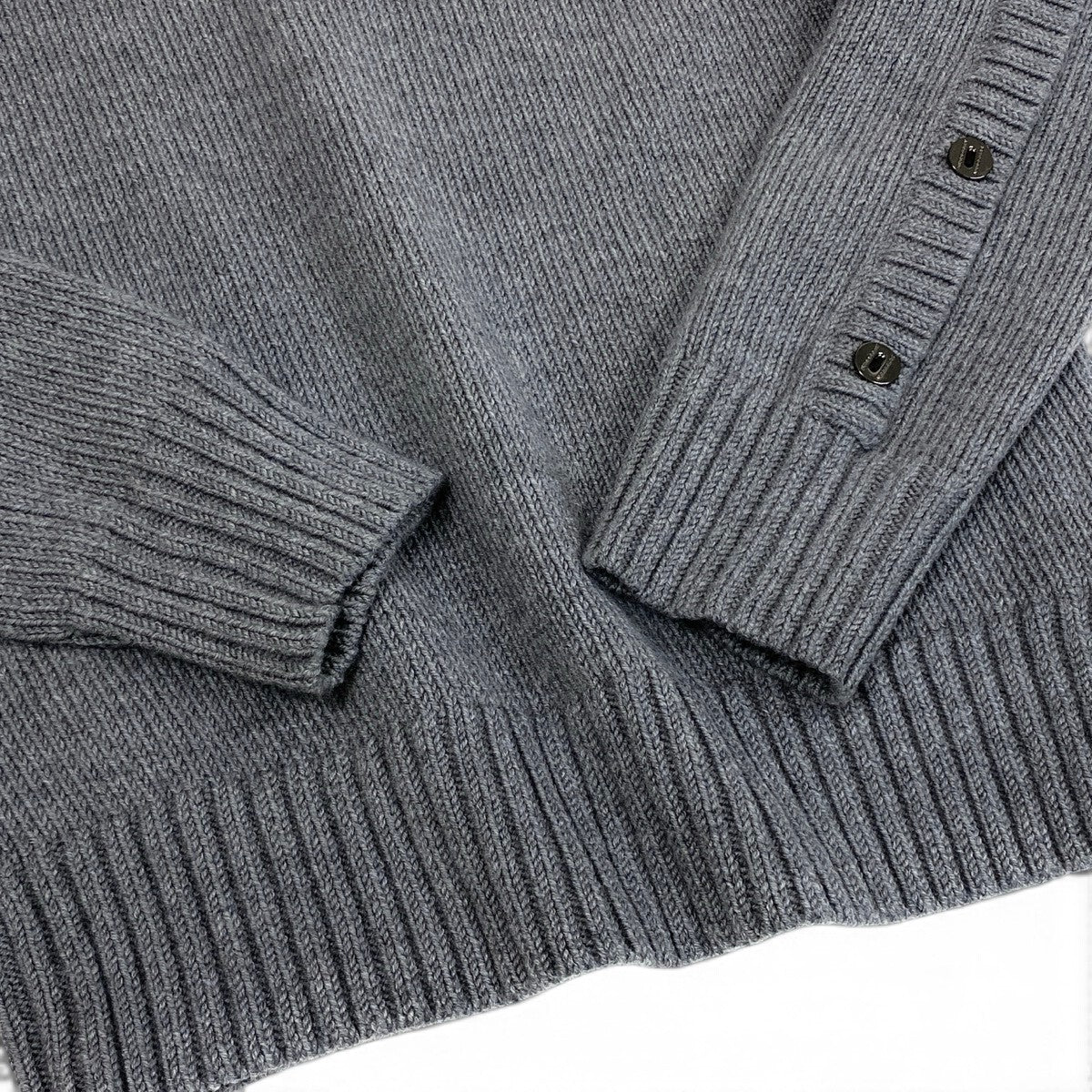 Ei3 【美品】 Burberry LONDON バーバリーロンドン タートルネック ニットセーター サイドボタン ノバチェック サイズ1 グレー ウール100％ レディースk02i