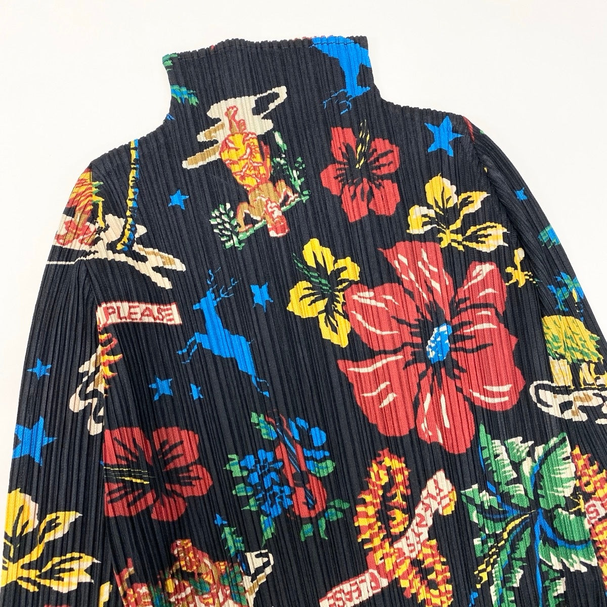 Af15《美品》 PLEATS PLEASE  プリーツプリーズ ISSEY MIYAKE イッセイミヤケ プリーツトップ Pleats Blouse Top  7558102 3 ブラックt18r
