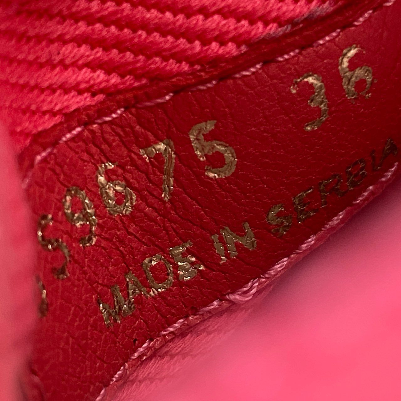 6f26 miu miu ミュウミュウ ポインテッドトゥ スリッポン