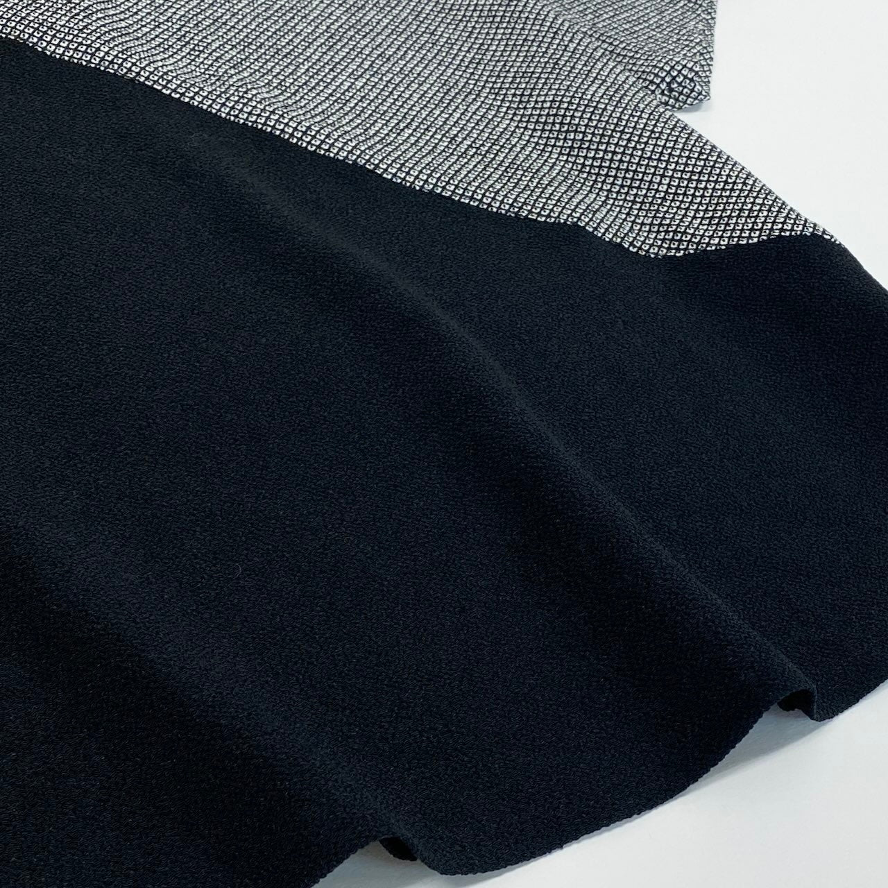 40d16 【美品】 詩仙堂 BY HITOSHI シセンドウ フレンチスリーブ カットソー ちりめん 半袖 トップス ブラック ホワイト ポリエステル100％ レディース 女性用u02t
