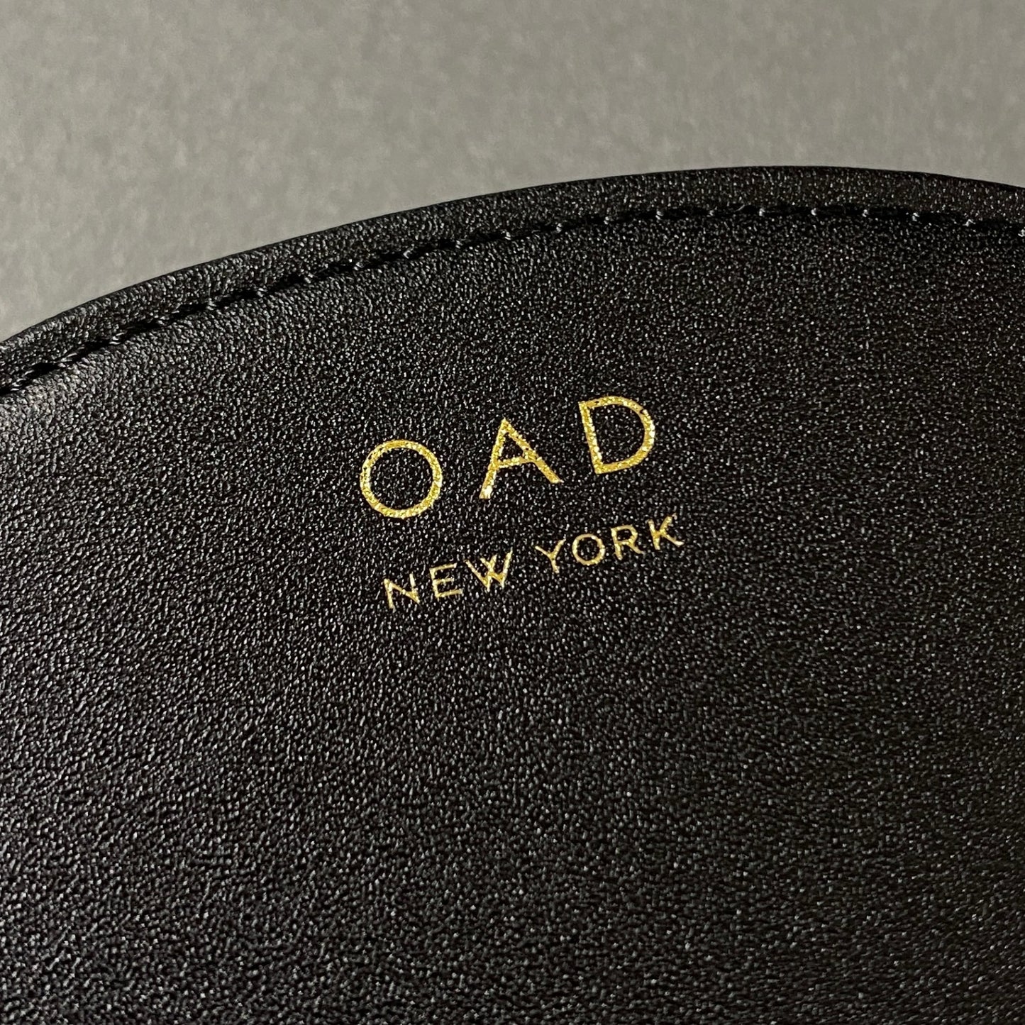 f28-7 《未使用保管品》 OAD NEW YORK オーエーディー ニューヨーク Dia Continental Mini Mirror Wallet ミニミラーウォレット ブラック レザー ラウンドジップ 財布