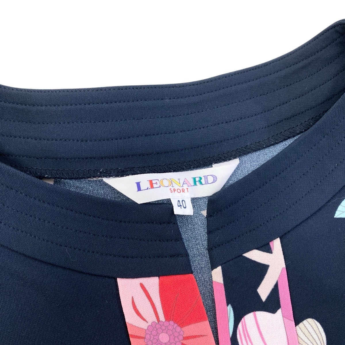 34g17 LEONARD SPORT レオナール ロングスリーブ チュニックワンピース 美しい花柄 ロゴプリント サイズ40 ネイビー レディースu02t