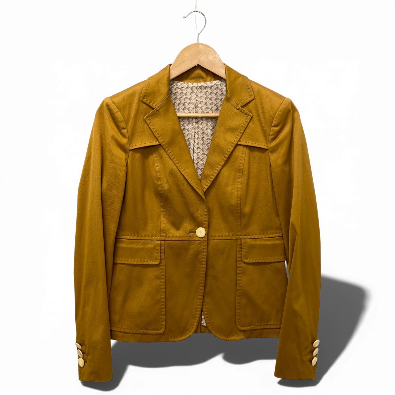 85a28 GUCCI グッチ テーラードジャケット ブレザー アウター 裏地 貝殻柄 42サイズ キャメル レディース 女性用u02t