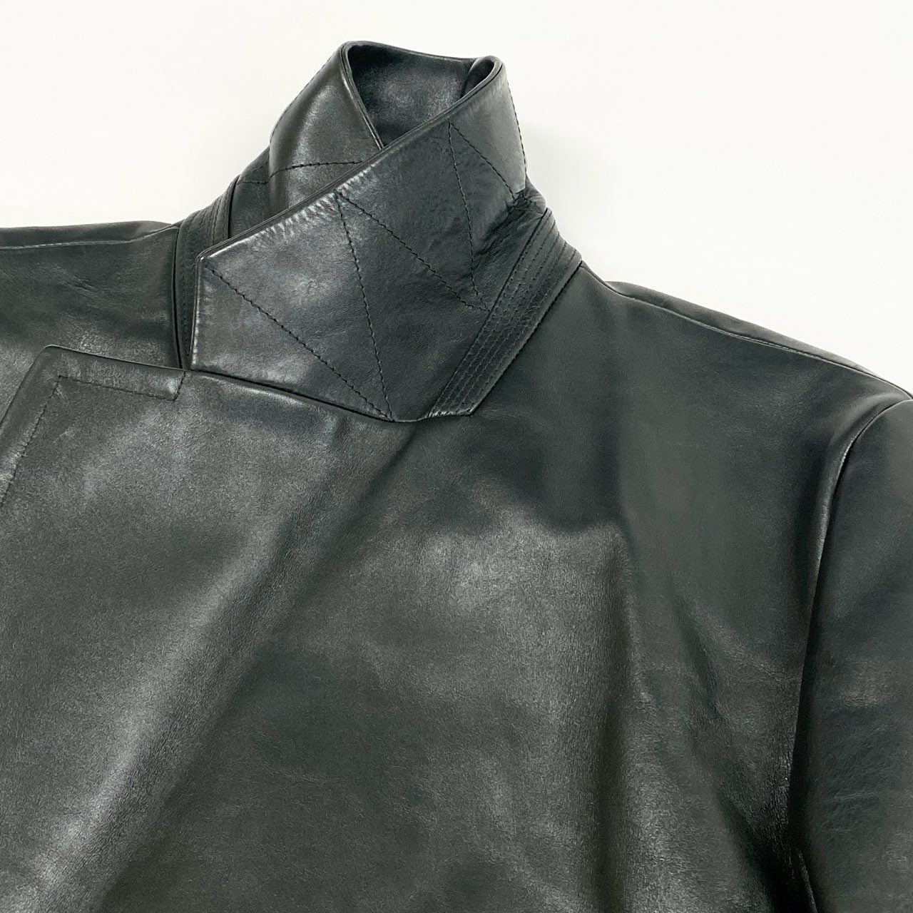 Mb16　《美品》 BOTTEGA VENETA ボッテガヴェネタ ポリッシュレザー レザーダブルコート ジャケット 716235 46 グリーン系 牛革 メンズ イタリア製ta1