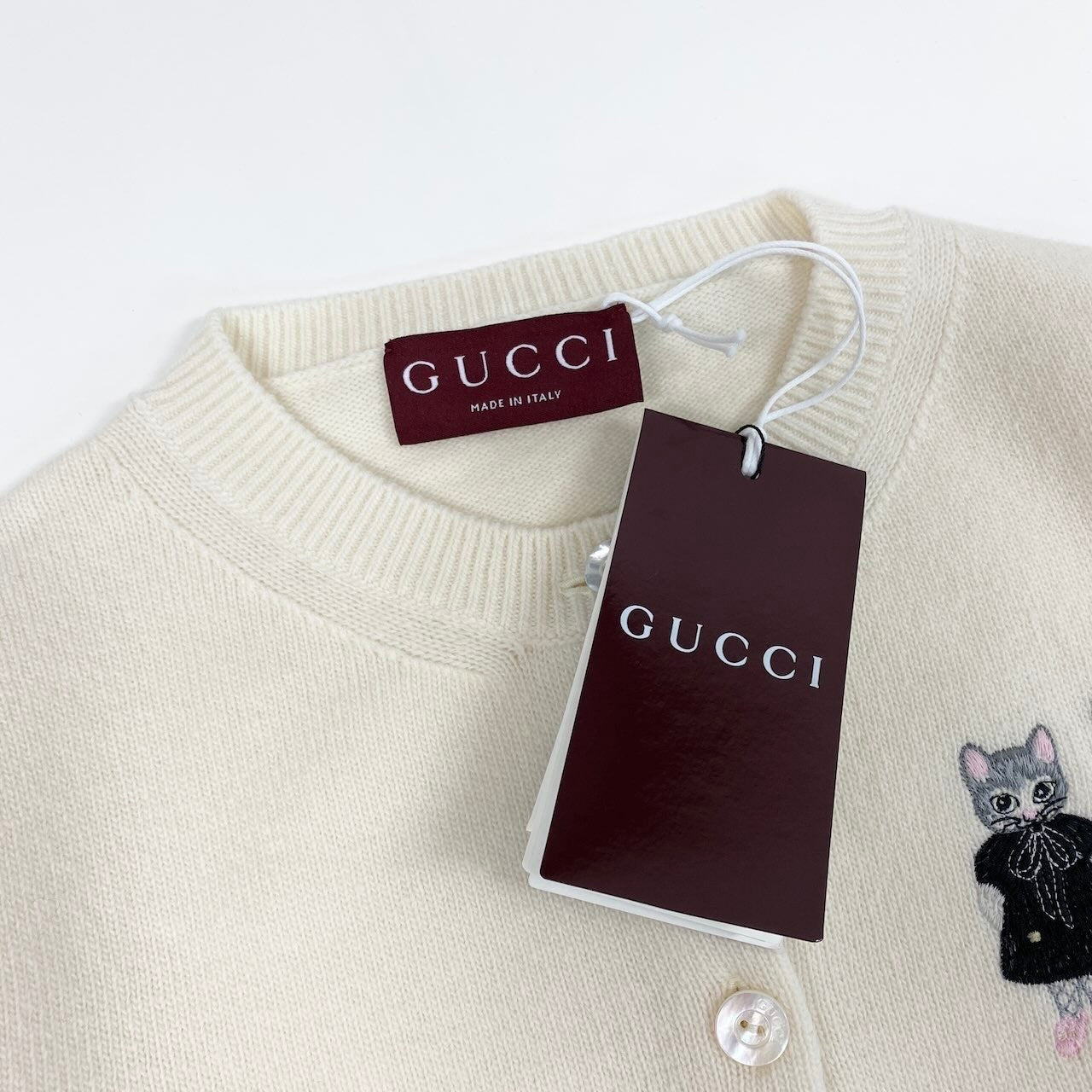 16e7【新品保管品】GUCCI グッチ 2025年 日本限定 ヒグチユウコ コラボ ニットカーディガン 猫刺繍 Sサイズ アイボリー ウール100％ レディース 女性用u02t