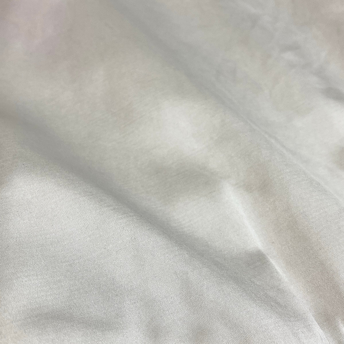 Af29 MM6 Maison Margiela マルタンマルジェラ スタジャン ヴィンテージ加工 アウター ジャケット サテン イタリア製 レディース 女性用 S62AN0088 38 オフホワイトu02t