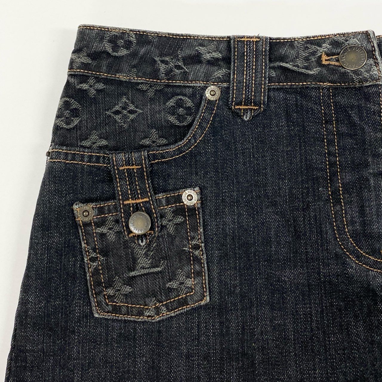 50b7 【美品】LOUIS VUITTON ルイヴィトン モノグラムデニムミニスカート Monogram Denim Mini Skirt 38サイズ ブラック コットン100％ レディース 女性用ta1