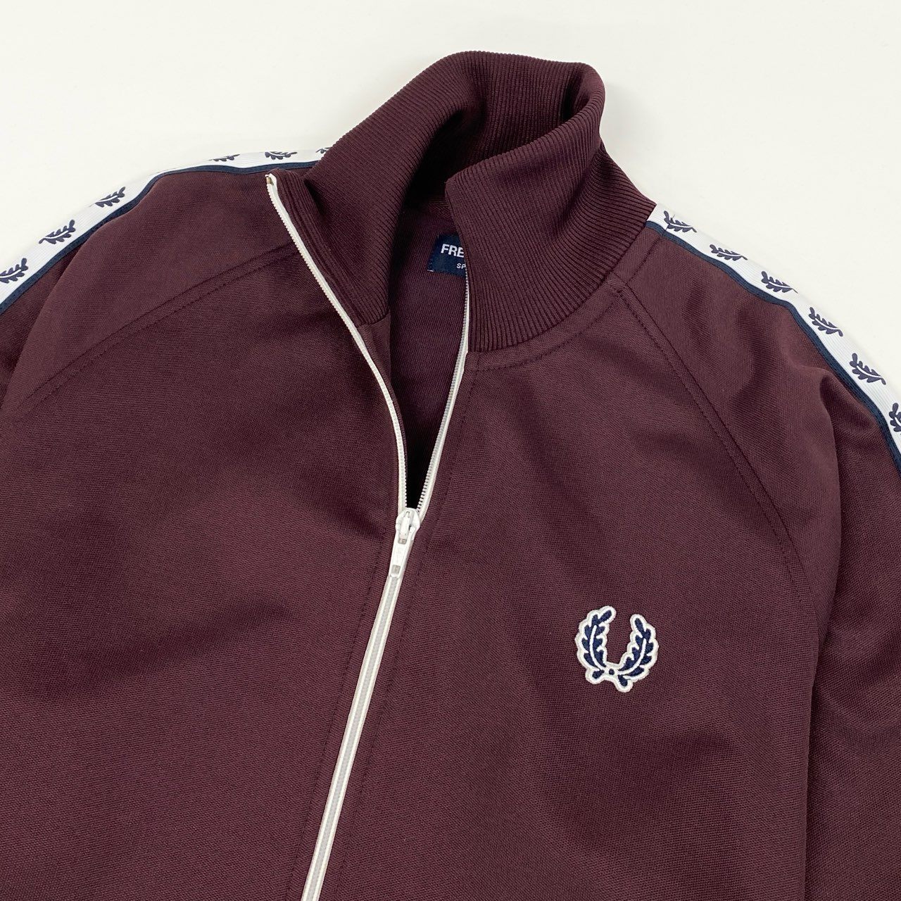 68g24 FRED PERRY フレッドペリー サイドライン トラックジャケット ジャージ サイズS ボルドー メンズ ジャケット_