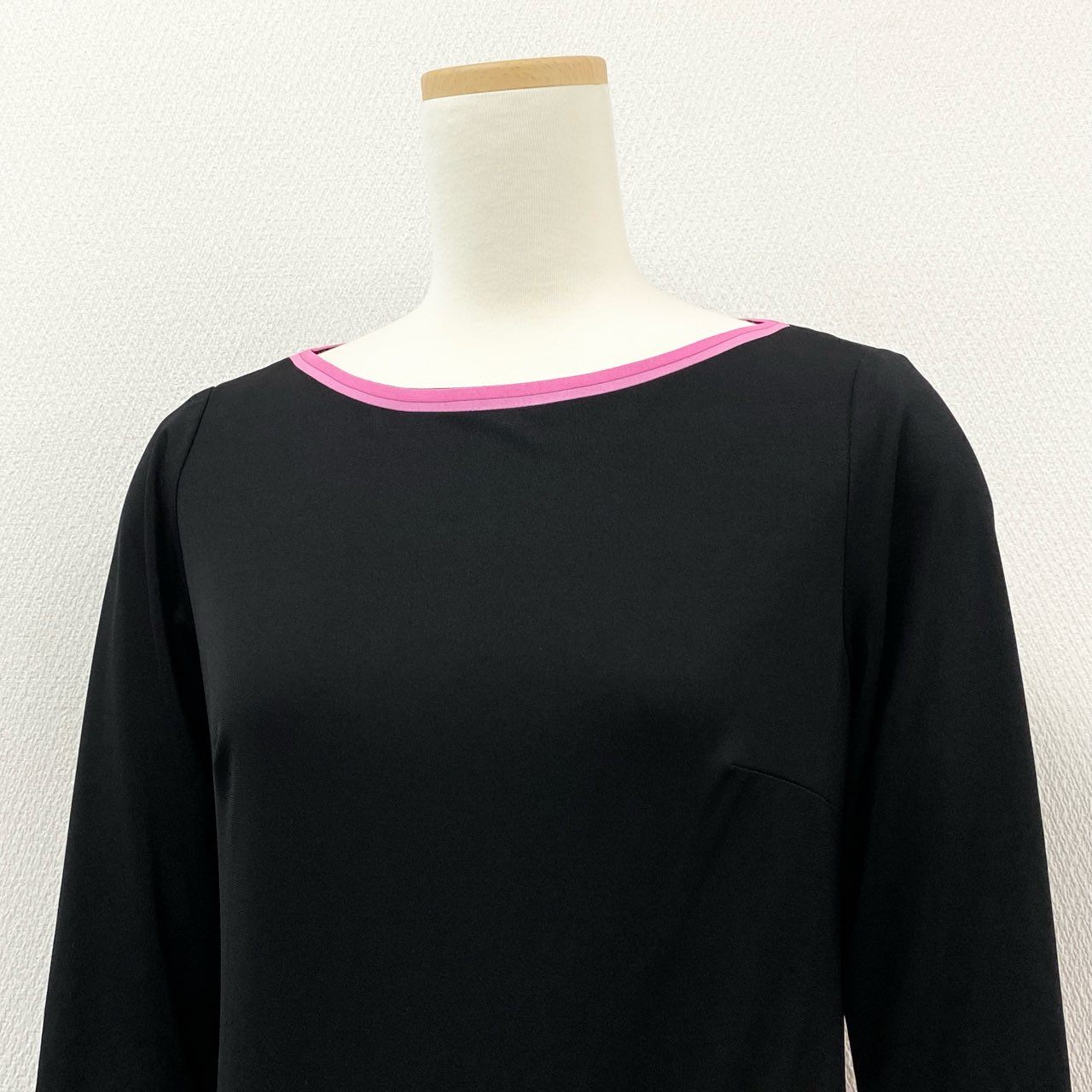 32i9【美品】 LEONARD レオナール 七分袖ワンピース カンカン素材 花柄ワンピース 薄手 レディース 女性用 0330327 34 ブラック ピンクu02t