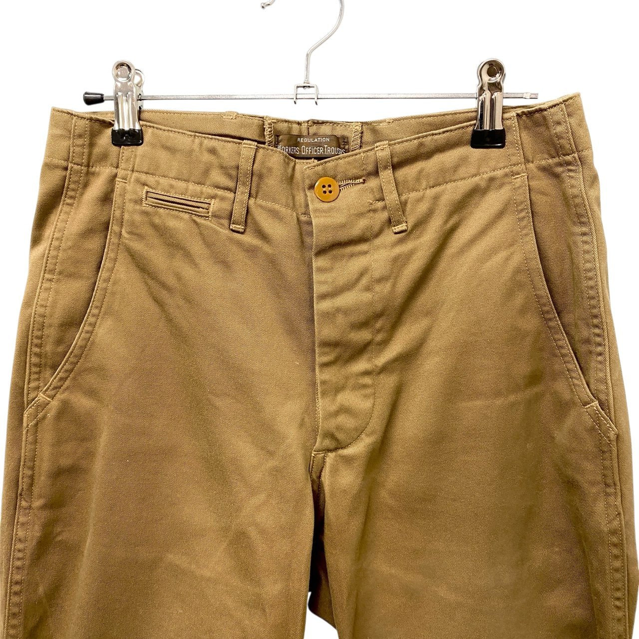 45c6 【極美品】WORKERS ワーカーズ オフィシャルトラウザーズ チノパン ボトムパンツ 28サイズ ベージュ コットン100％ メンズ 男性用u02t