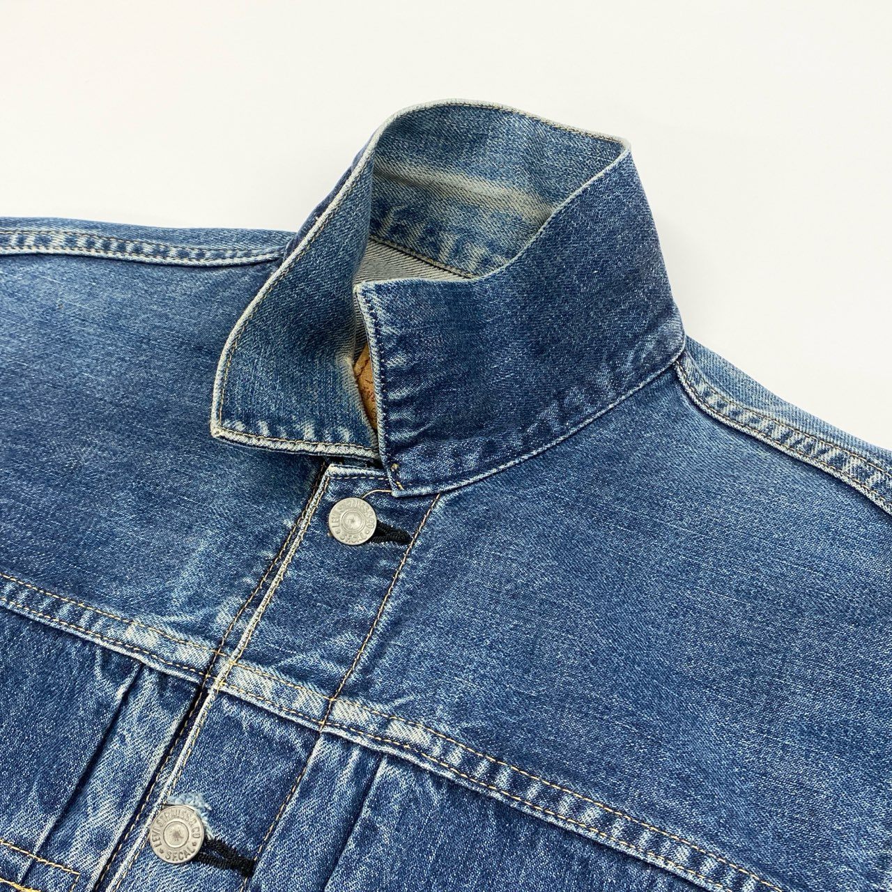 12i26 Levi’s リーバイス 雰囲気◎ 507 デニムジャケット Gジャン J22 赤耳 サイズ40 インディゴブルー メンズu02t