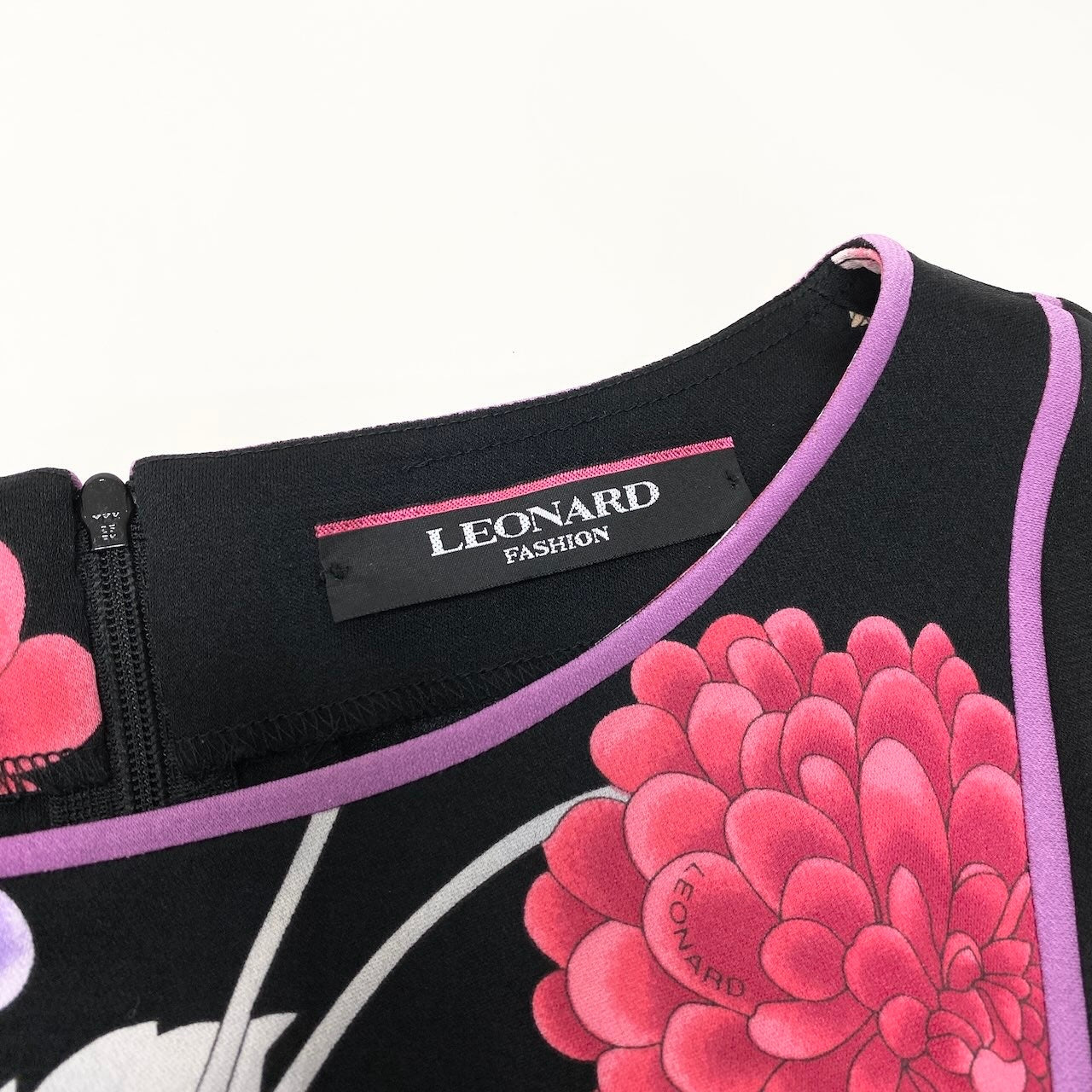 14f15 LEONARD FASHION レオナール ロングスリーブ チュニックワンピース カンカン素材 美しい花柄プリント サイズ40 ブラック 画像参照 レディース 女性服u02t