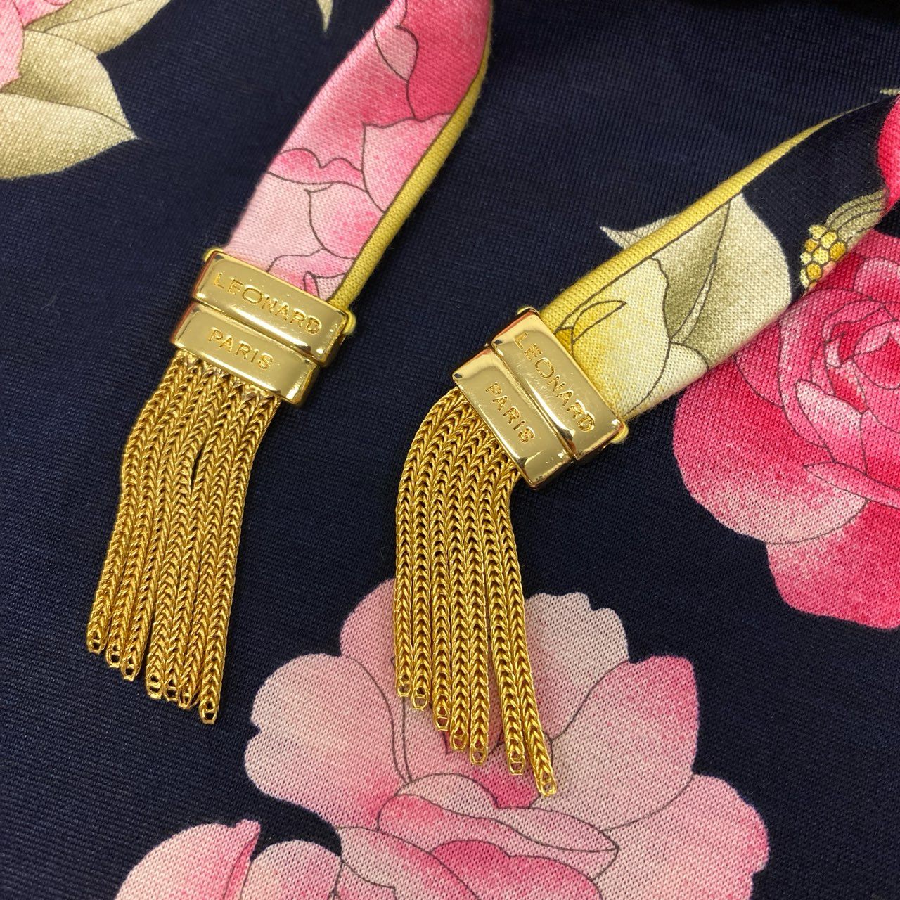 19k10 LEONARD レオナール 長袖ワンピース ロングワンピース クルーネック 花柄 0320100 Mサイズ ネイビー レディースu02t