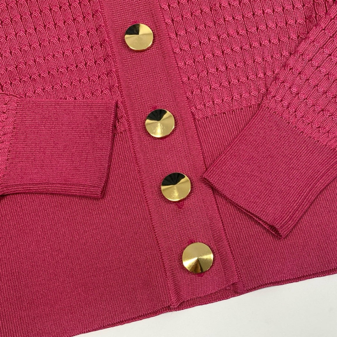 Eb19  Yves Saint Laurent イヴサンローラン 長袖ニットカーディガン トップス 金ボタン M ピンク シルク レディースu02t