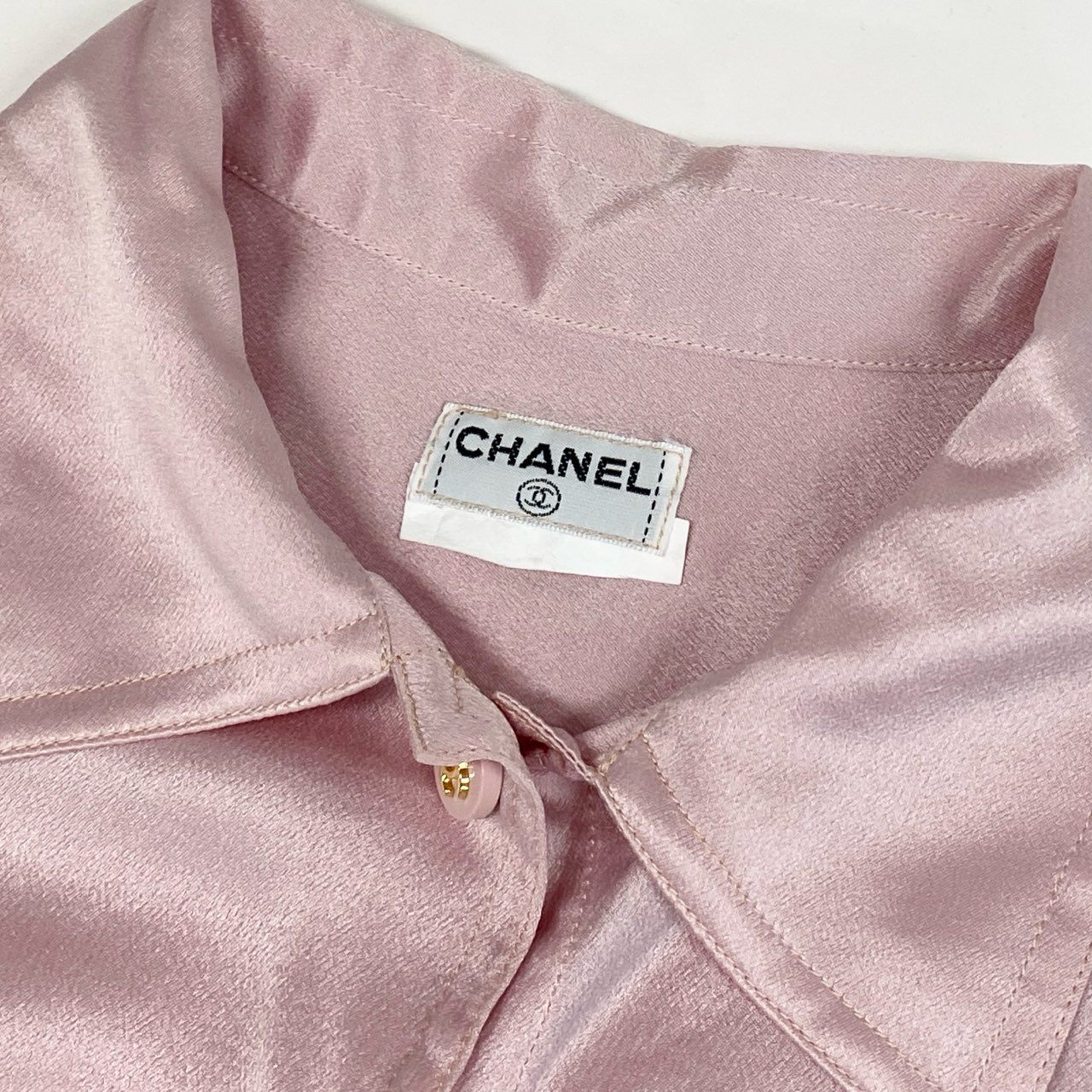 b26 CHANEL ヴィンテージ シャネル 1996年 ココマークボタン シルクシャツ シルクブラウス M~L相当 レディース トップスta1