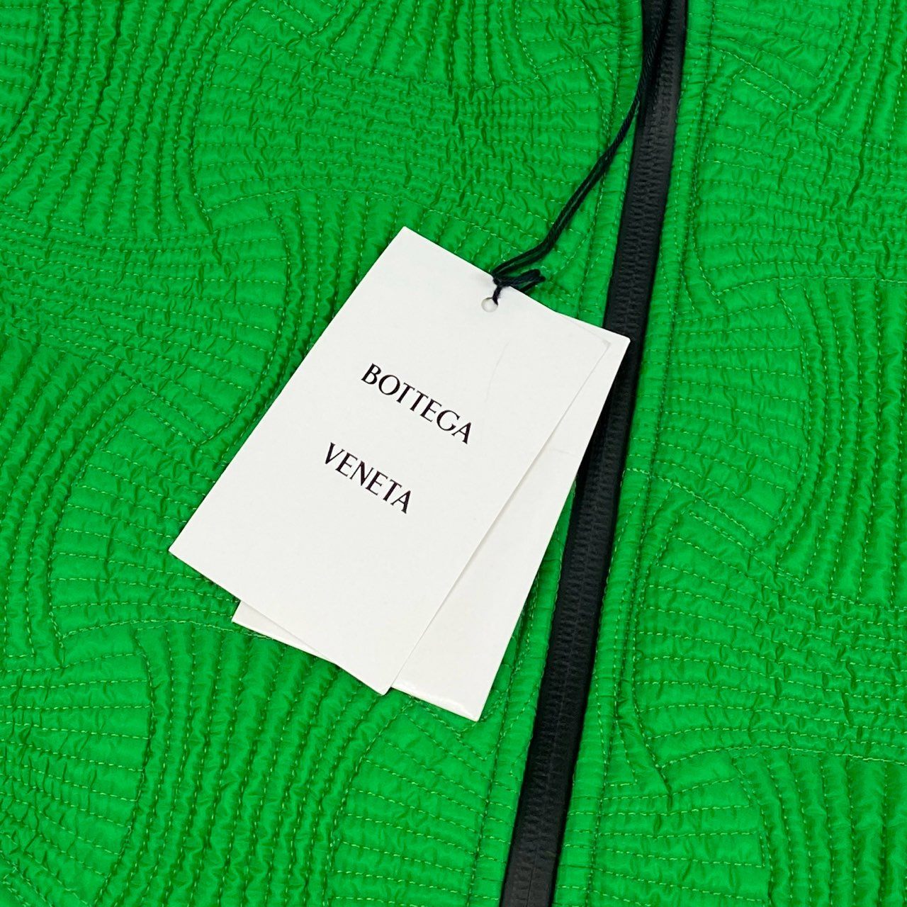 b23 BOTTAGA VENETA ボッテガヴェネタ 2022SS INTRECCIO イントレッチオ ベスト サイズS グリーン メンズ ジャケット ライトアウターta1